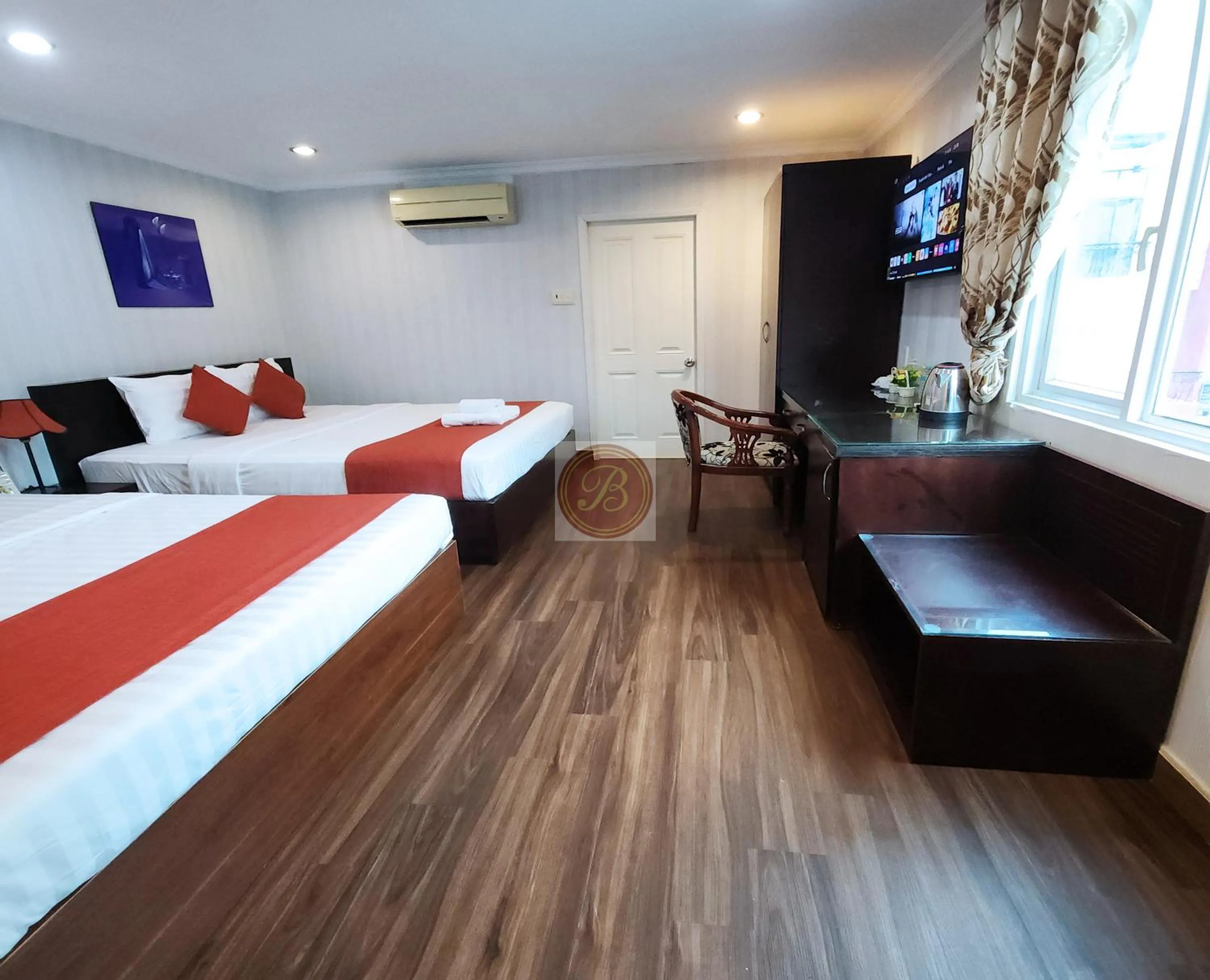 Bed in Beautiful Hotel Bui vien
