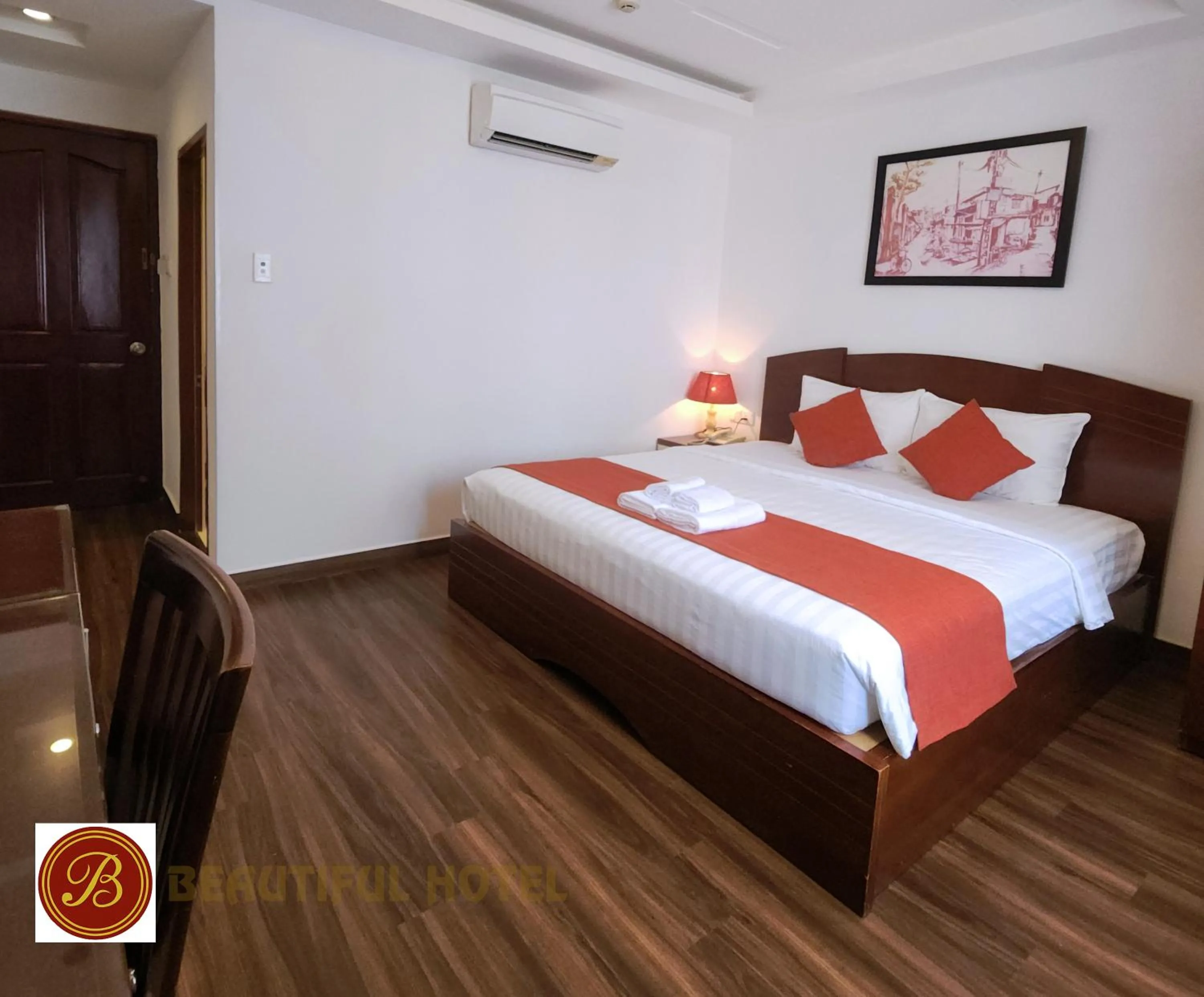 Bed in Beautiful Hotel Bui vien