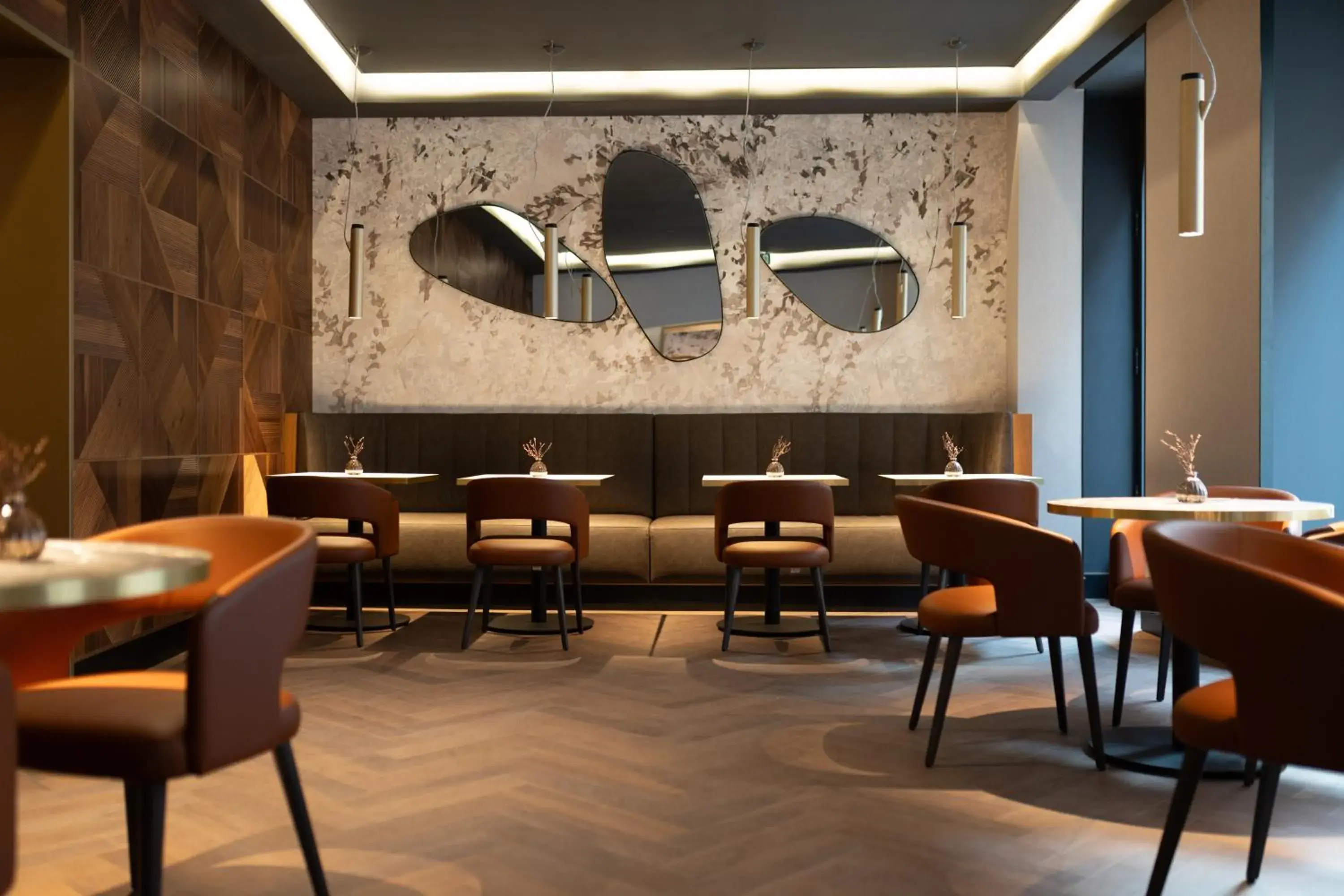 Restaurant/places to eat in Palazzo 4 Fontane 12 Restaurant/places to eat in Palazzo 4 Fontane 12