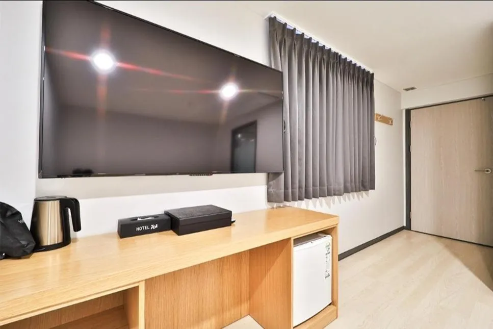 Jinhae 701 Hotel