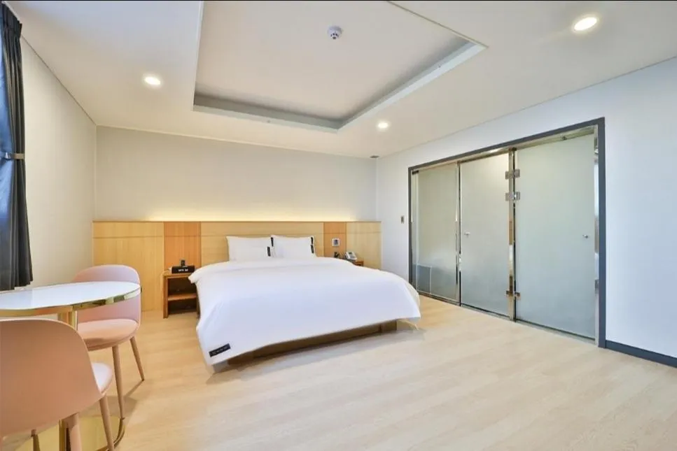 Bed in Jinhae 701 Hotel