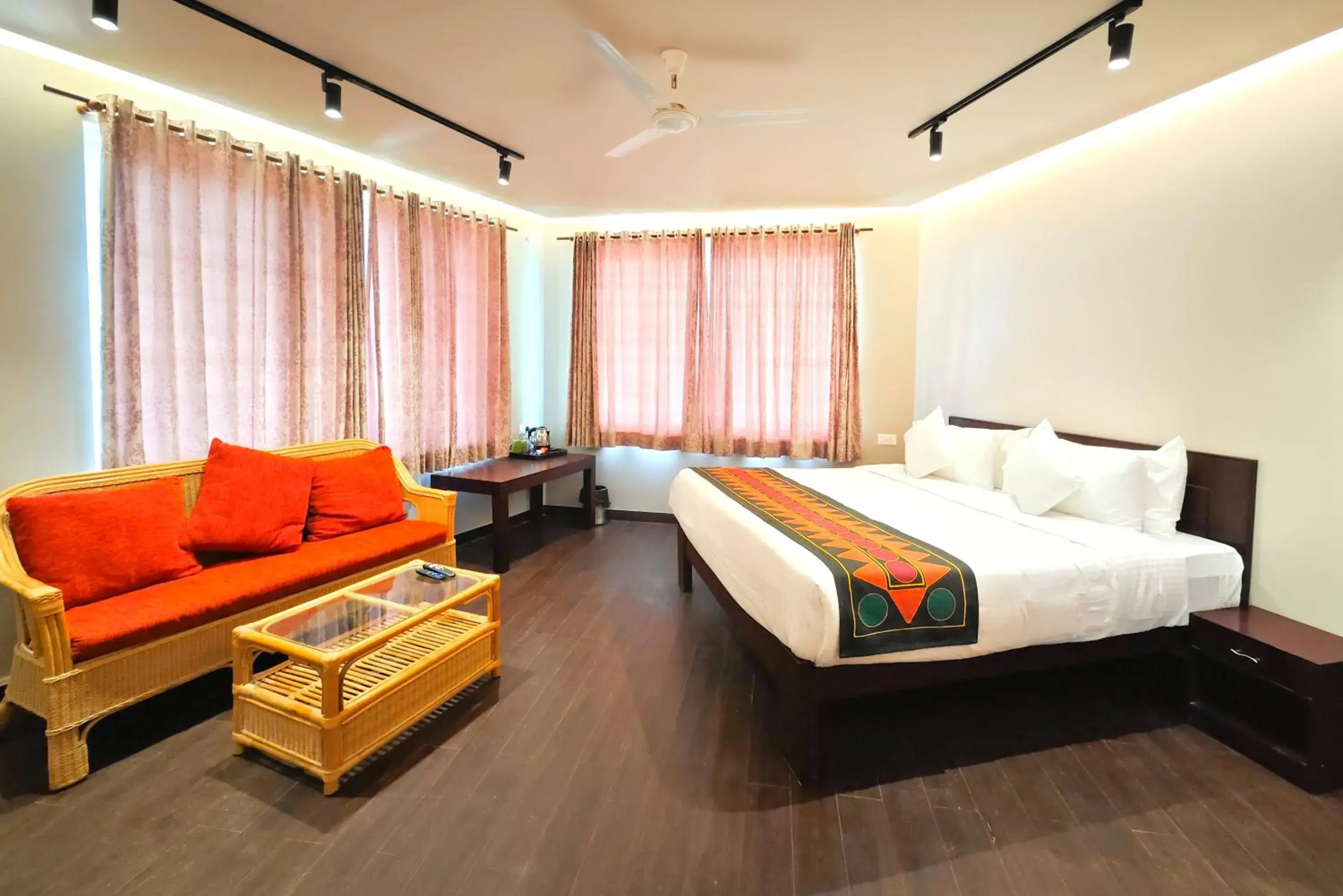 Bed in Ibex Resorts, Coonoor - Tapas Bed in Ibex Resorts, Coonoor - Tapas