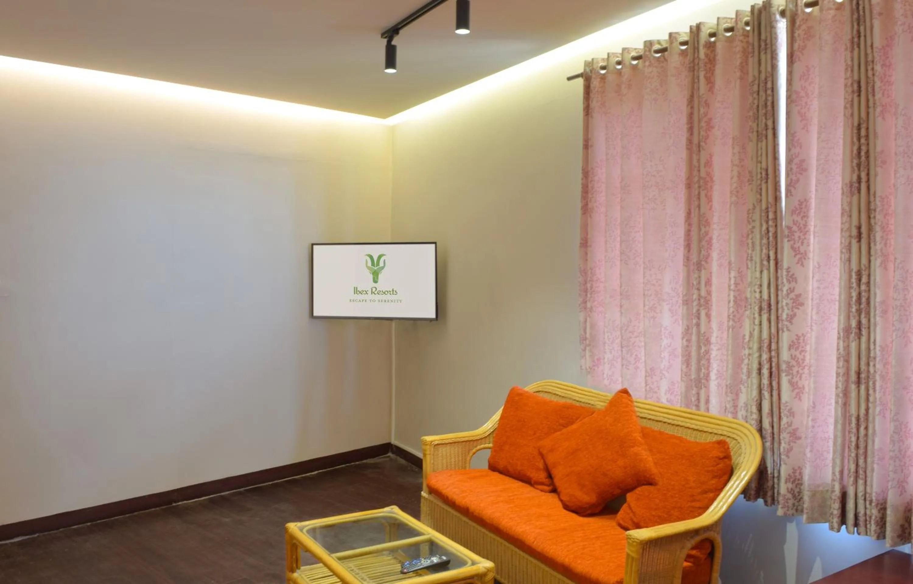 TV and multimedia in Ibex Resorts, Coonoor - Tapas