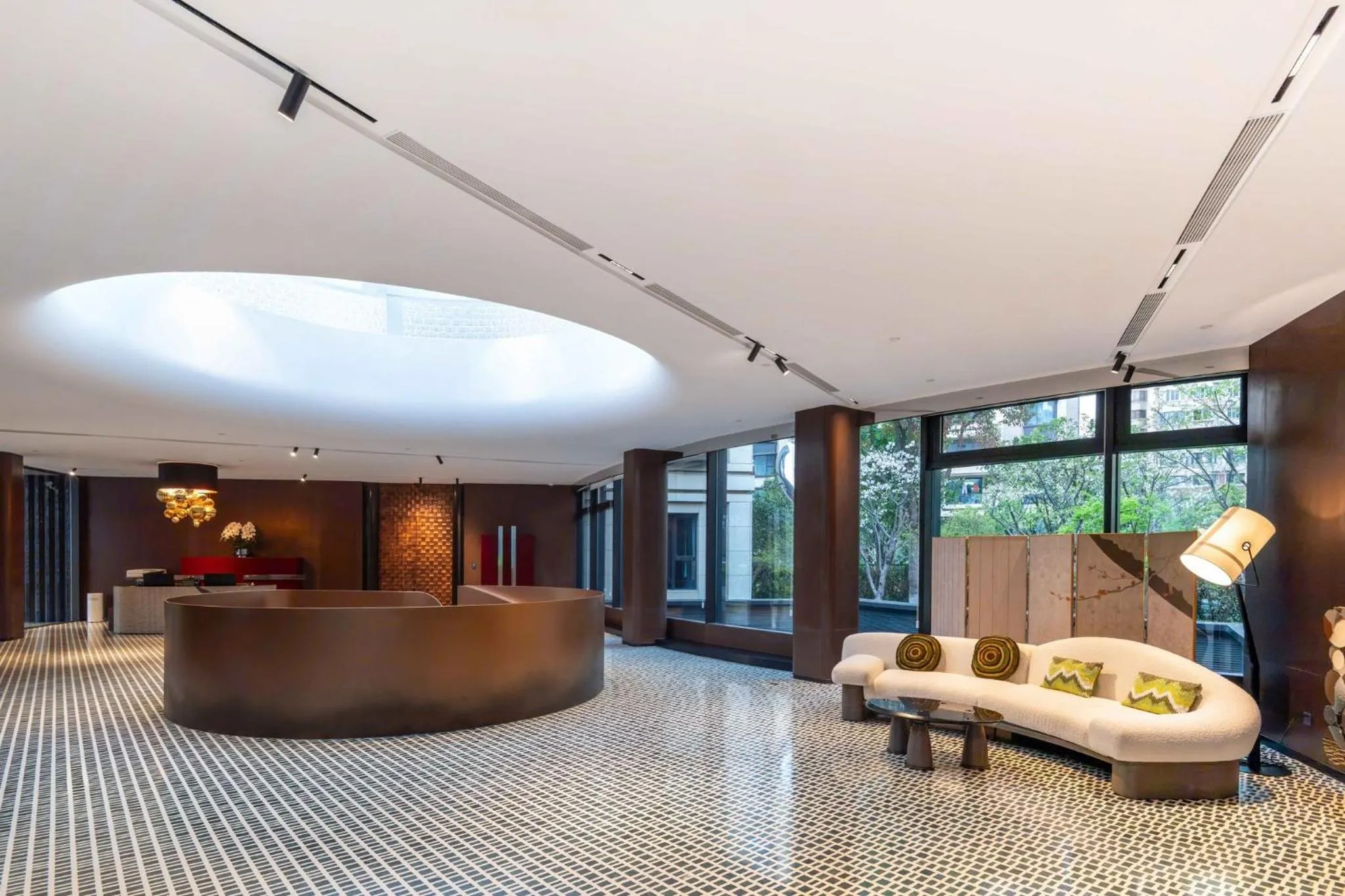 Property building in InterContinental Hotels Shanghai Jing'An Ser Apt.by IHG