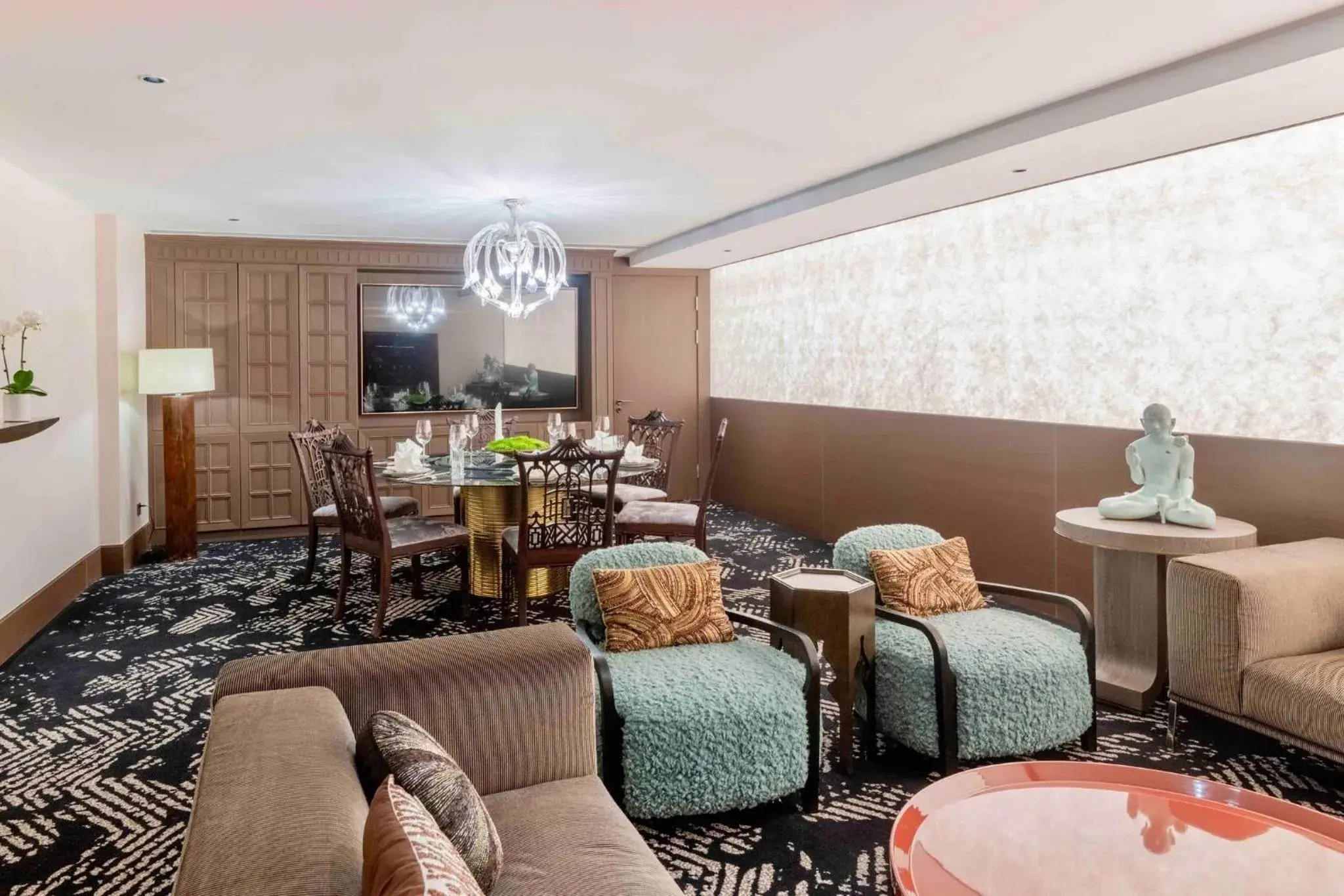 Restaurant/places to eat in InterContinental Hotels Shanghai Jing'An Ser Apt.by IHG Restaurant/places to eat in InterContinental Hotels Shanghai Jing'An Ser Apt.by IHG