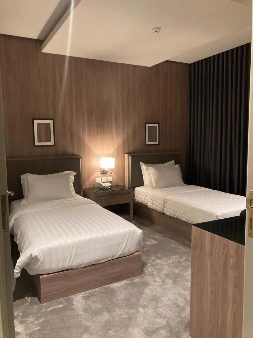 Bed in Land Walk Al Aqiq