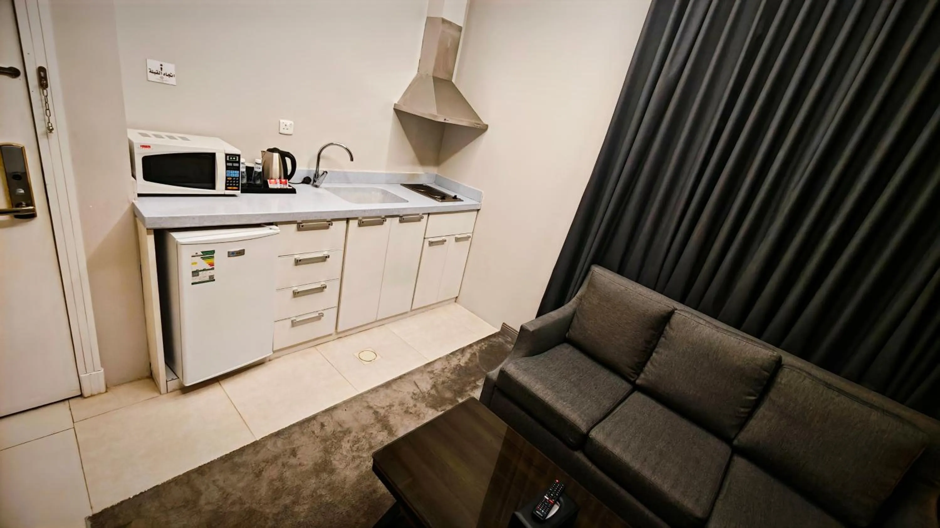 Kitchen or kitchenette in Land Walk Al Aqiq