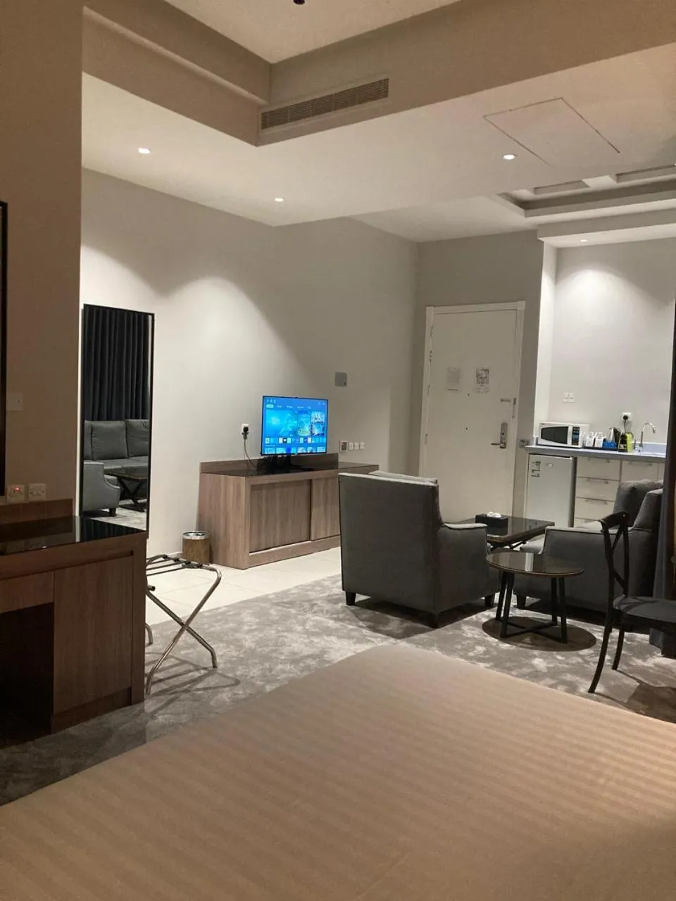 Communal lounge/ TV room in Land Walk Al Aqiq