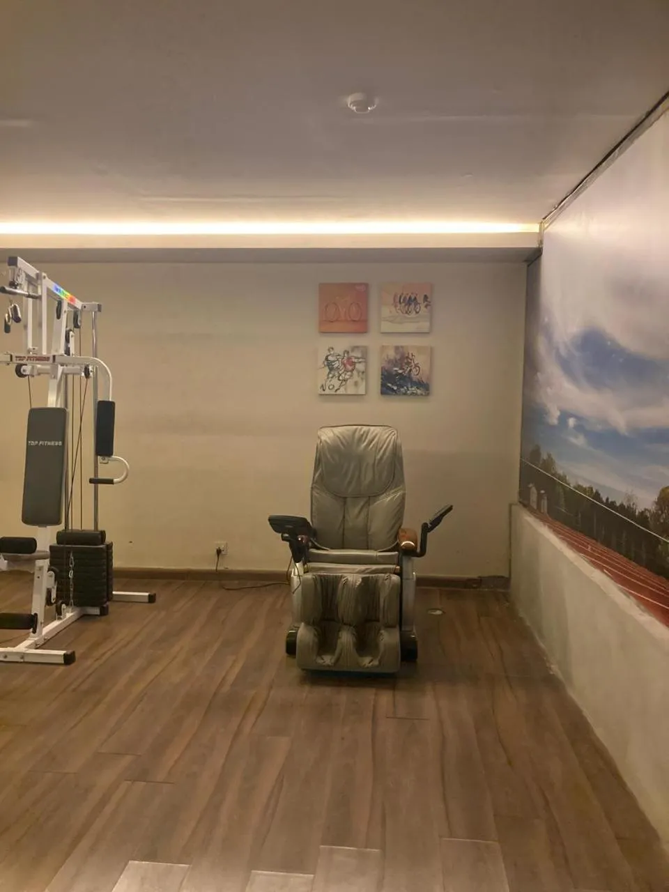 Fitness centre/facilities in Land Walk Al Aqiq