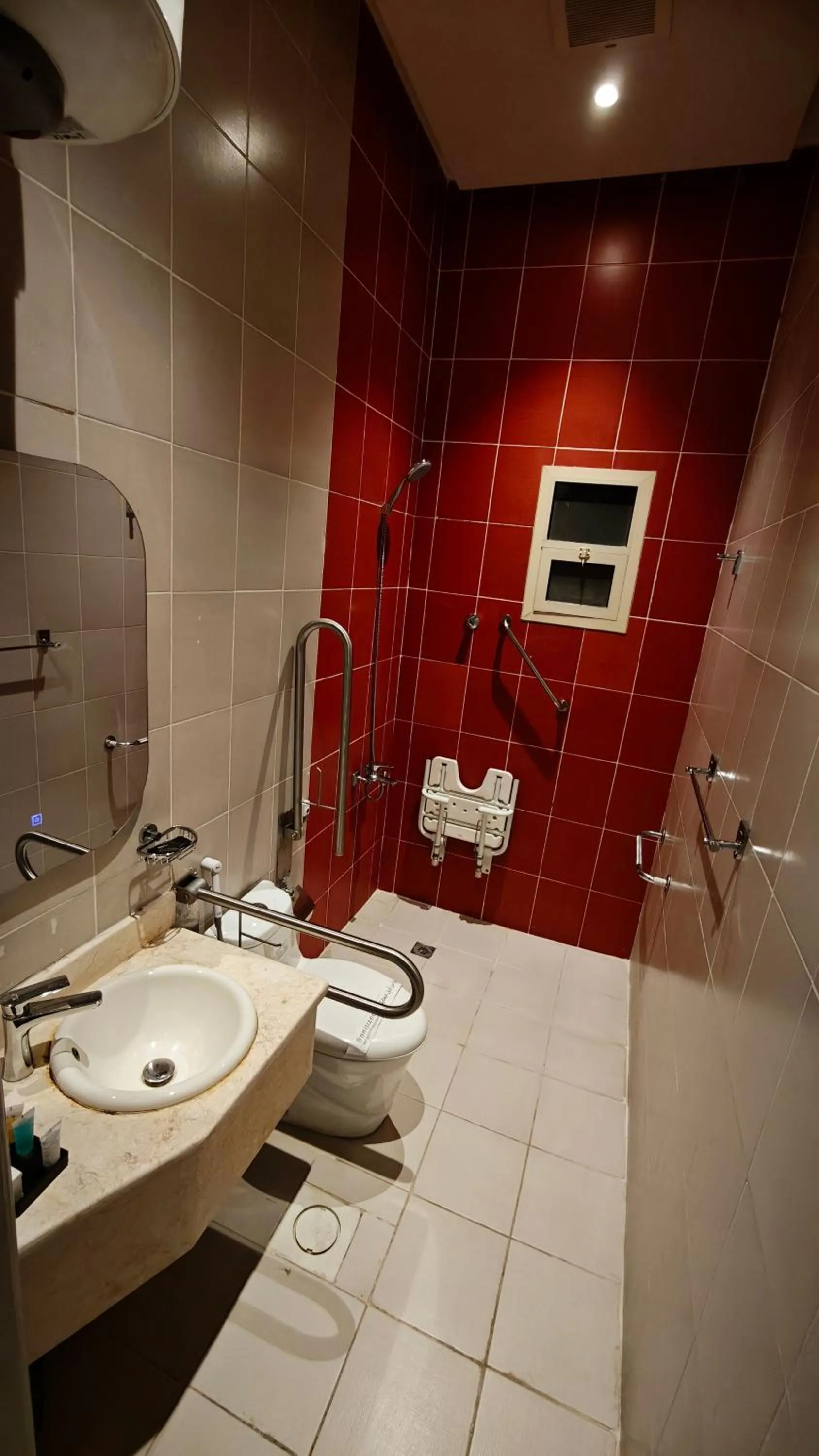 Bathroom in Land Walk Al Aqiq