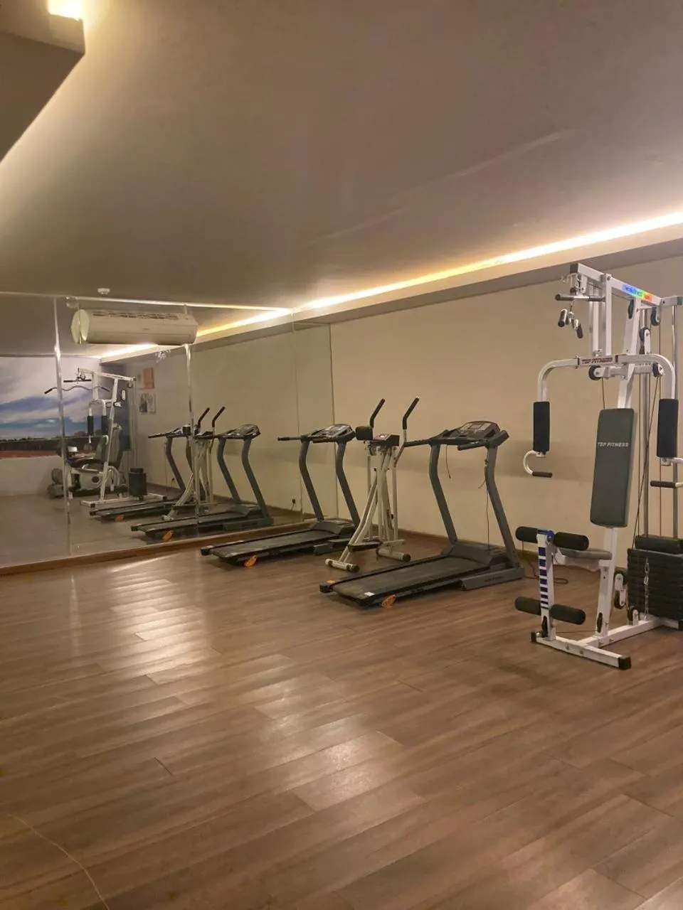 Fitness centre/facilities in Land Walk Al Aqiq