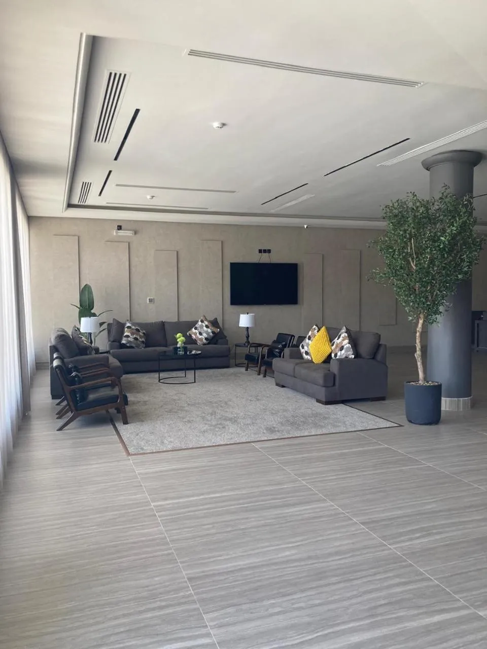 TV and multimedia in Land Walk Al Aqiq