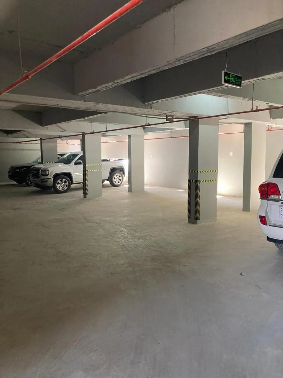 Location in Land Walk Al Aqiq