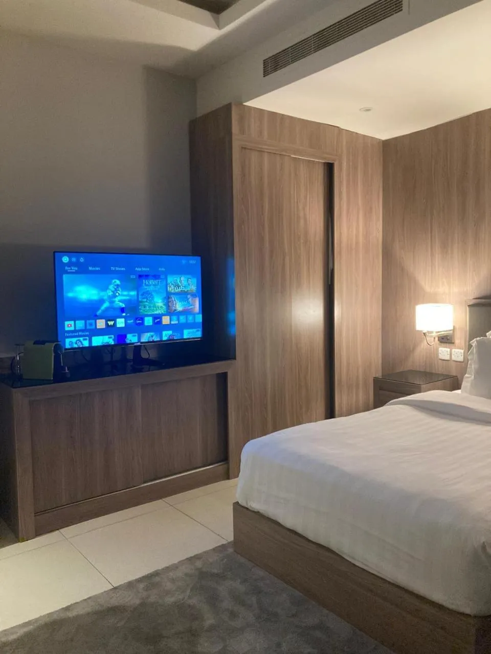 Bed in Land Walk Al Aqiq