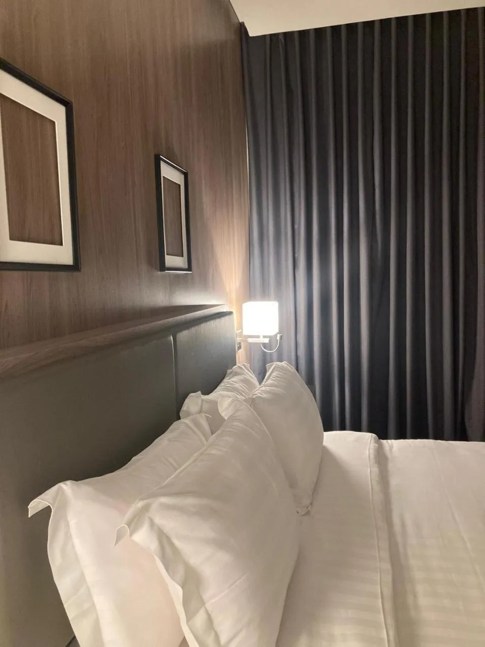 Bed in Land Walk Al Aqiq