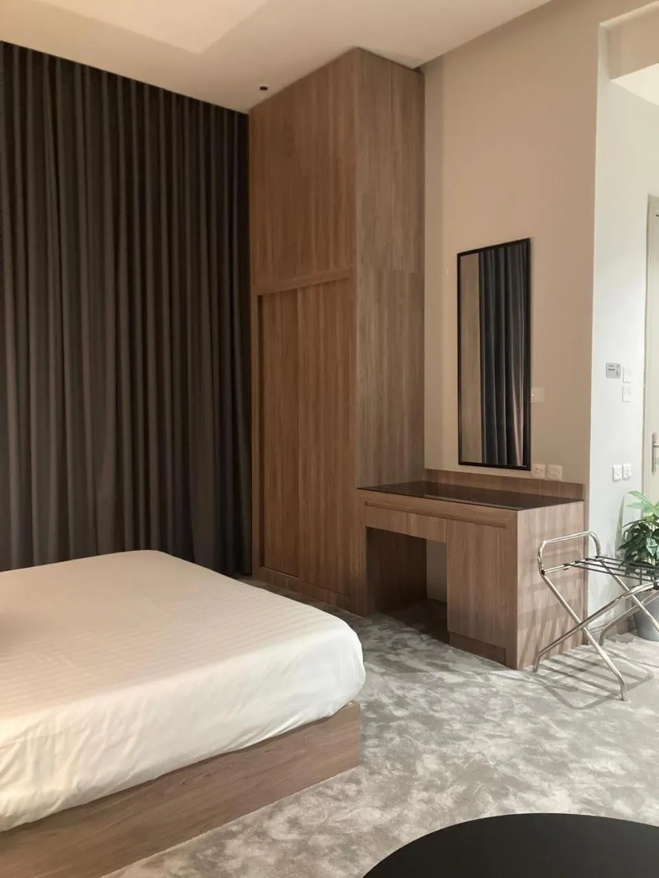 Bed in Land Walk Al Aqiq