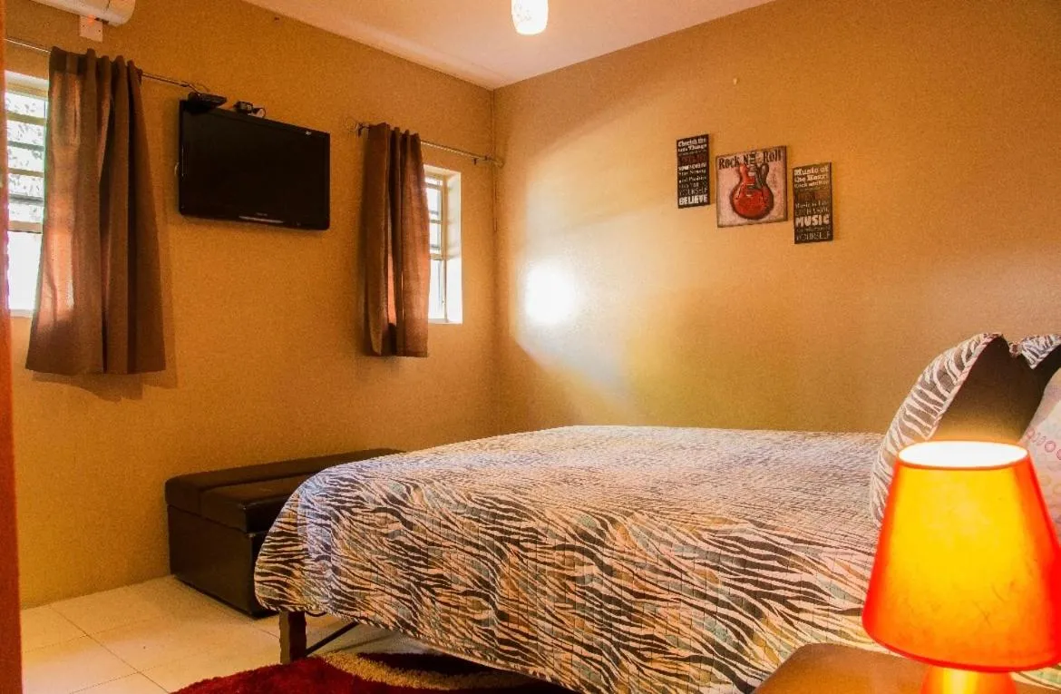 Bed in One32 Guest House