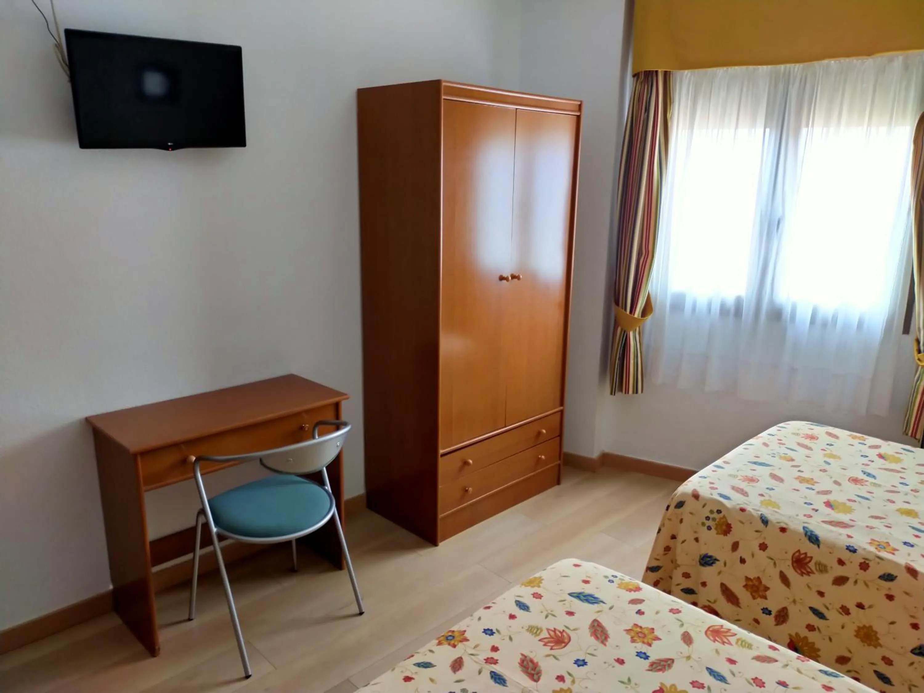 Photo of the whole room, Bed in Hostal Casa Pepe