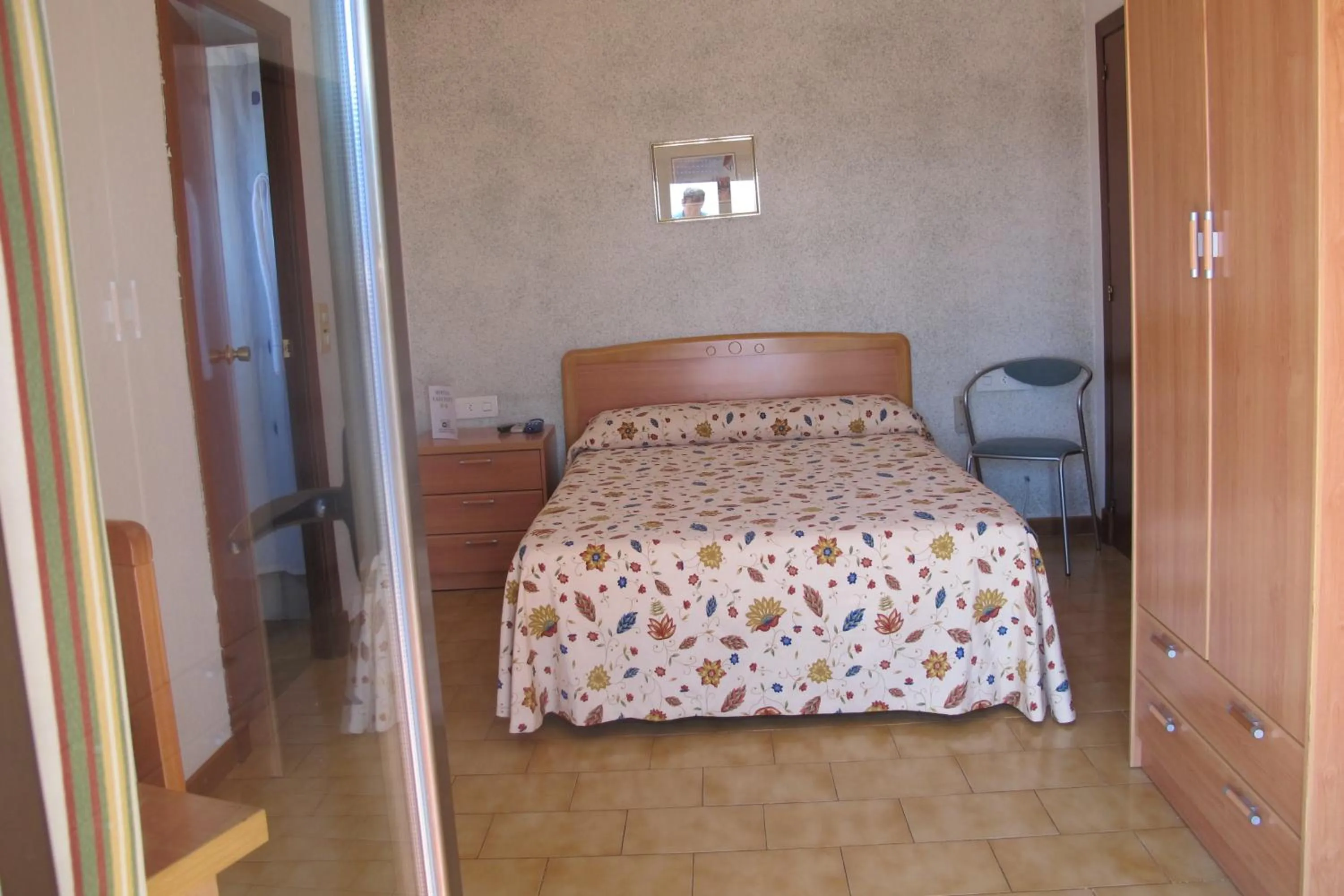 Photo of the whole room, Bed in Hostal Casa Pepe