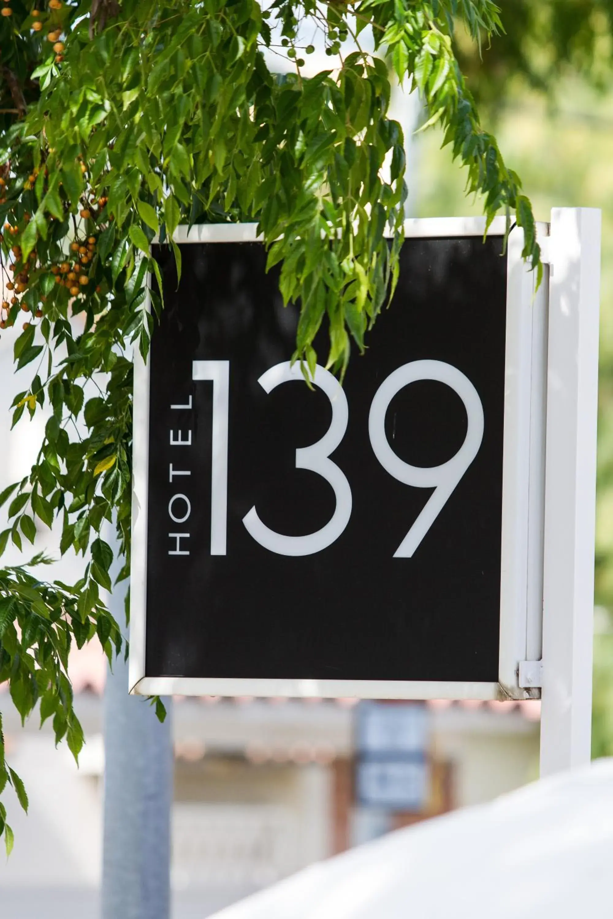 Facade/entrance in Hotel 139 Facade/entrance in Hotel 139