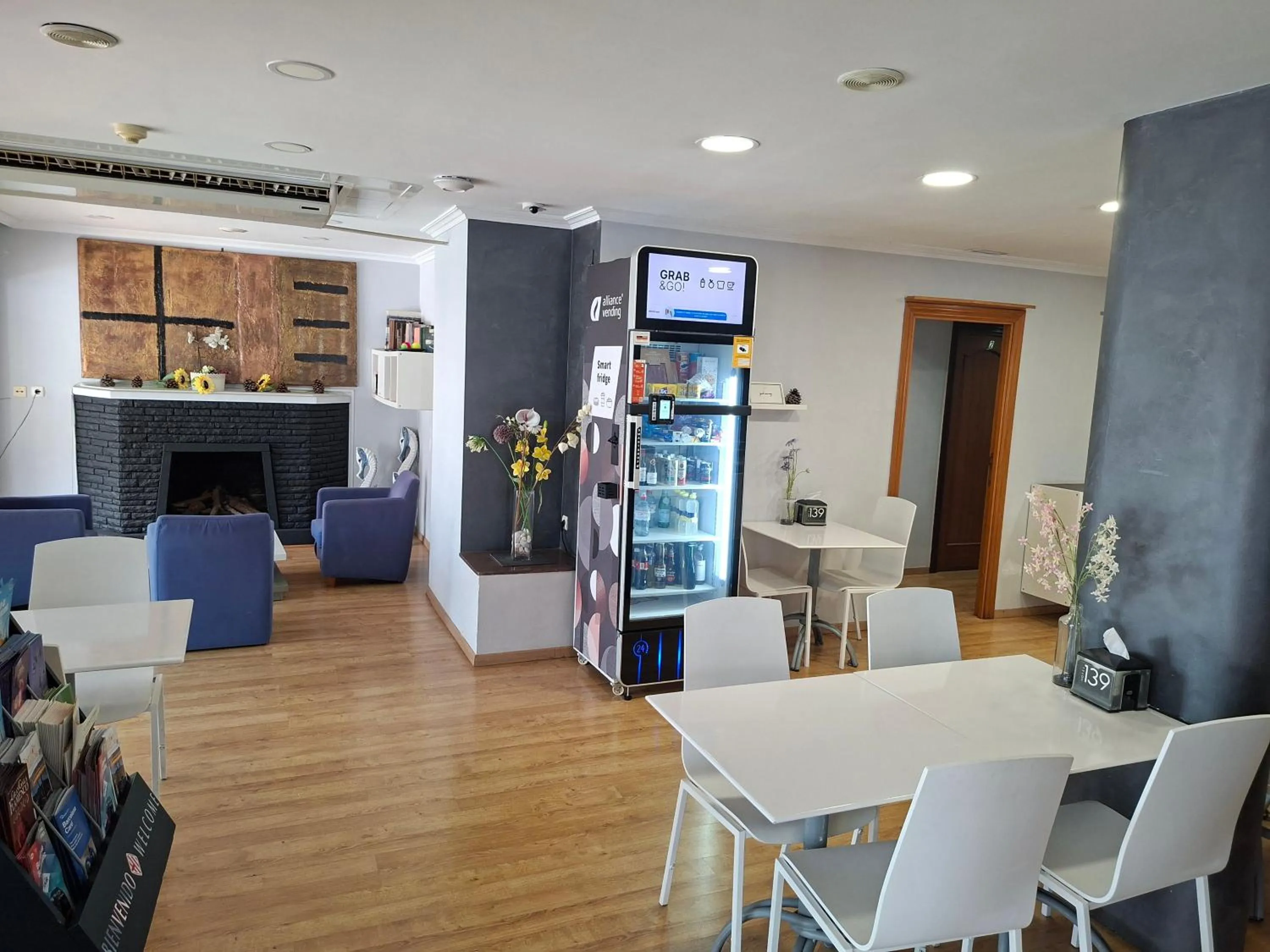 Communal lounge/ TV room in Hotel 139