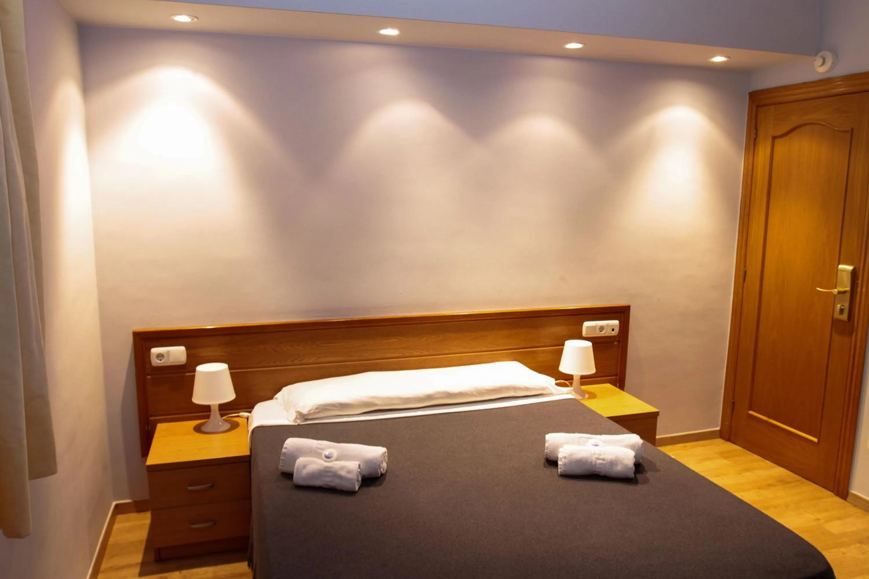 Bedroom, Bed in Hotel 139