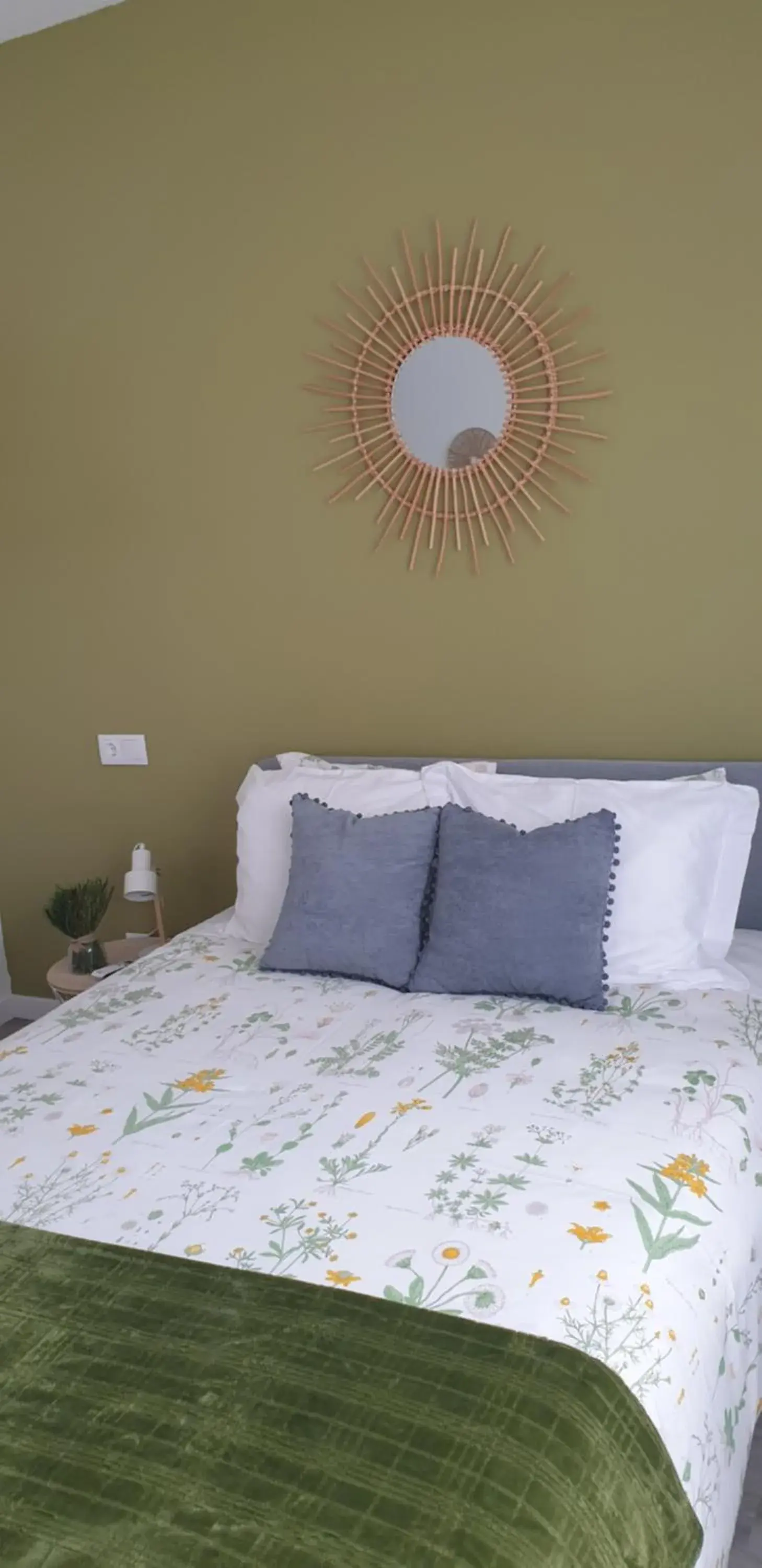 Double Room in 100 Contos Double Room in 100 Contos