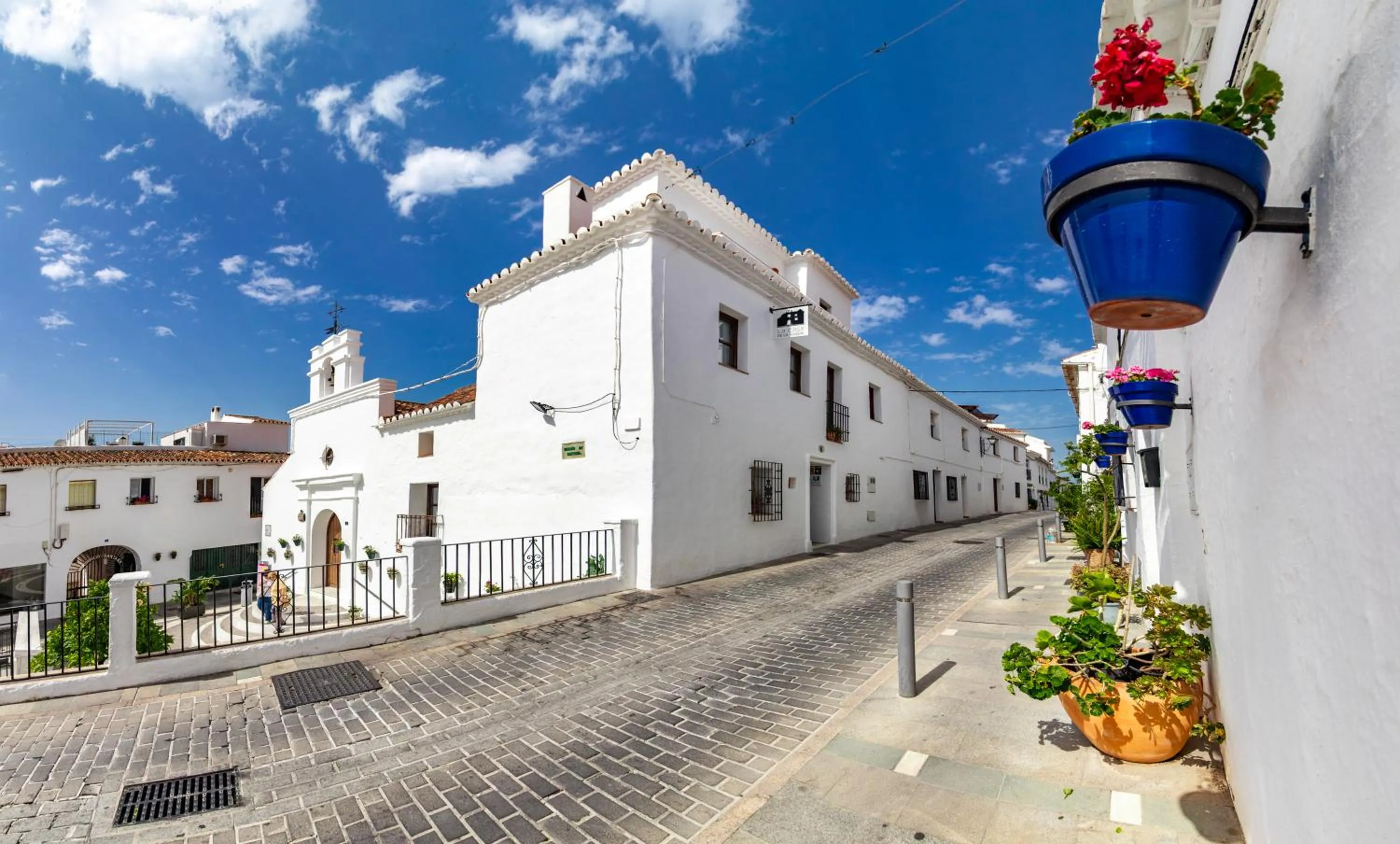 Property building in La Casa de la Iglesia