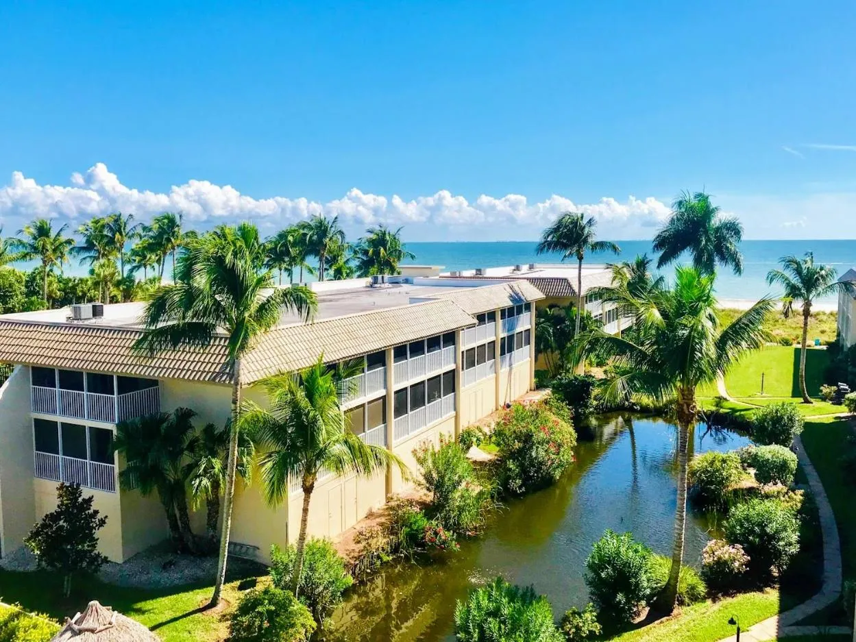 Property building in Sanibel Siesta on the Beach
