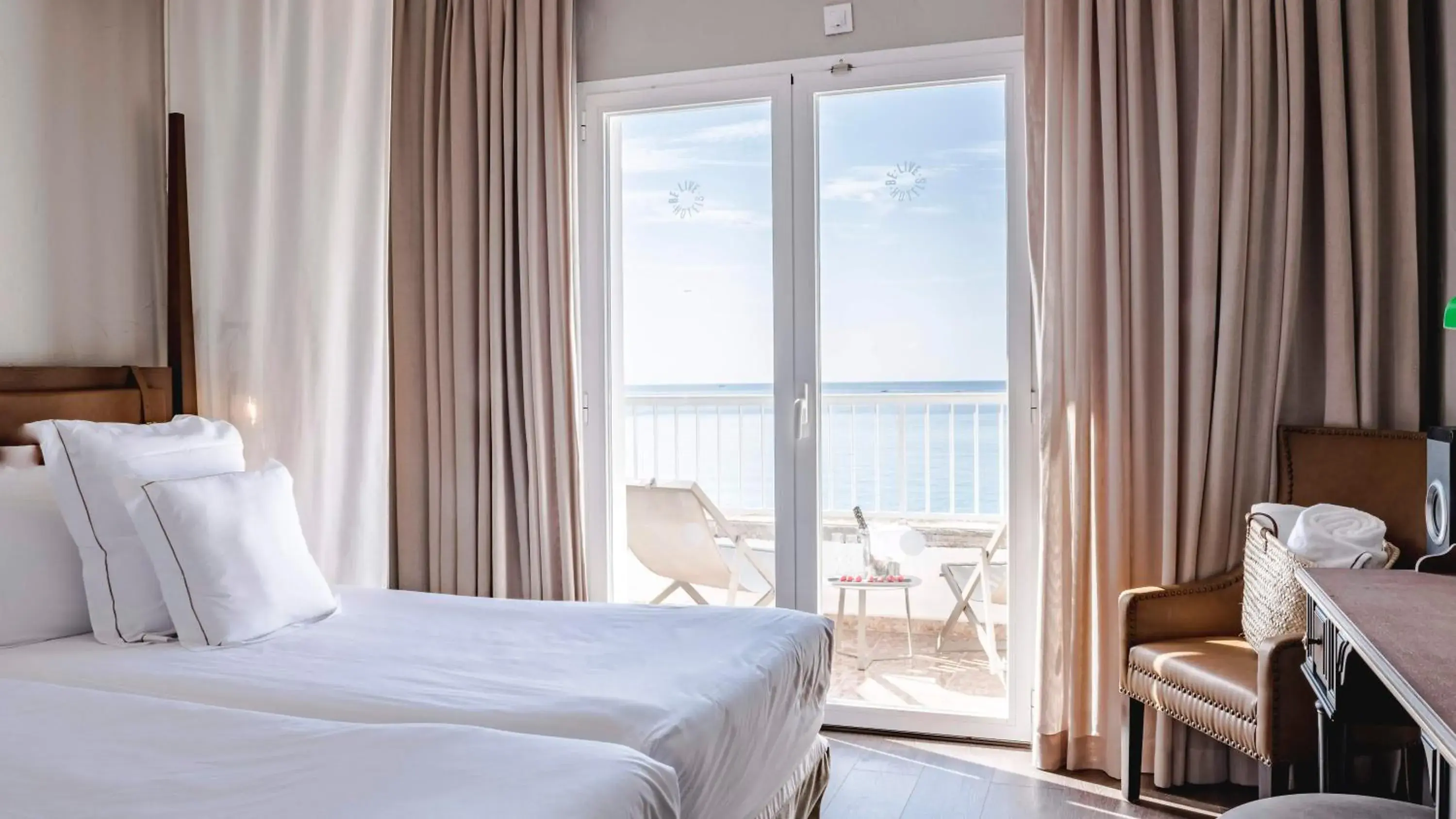 Photo of the whole room, Bed in Be Live Adults Only La Cala Boutique Hotel Photo of the whole room, Bed in Be Live Adults Only La Cala Boutique Hotel