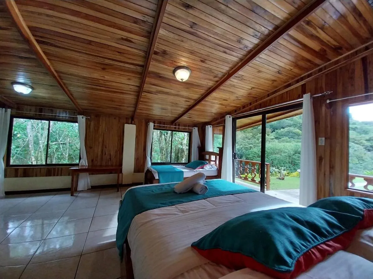 Bedroom, Bed in Belcruz family lodge