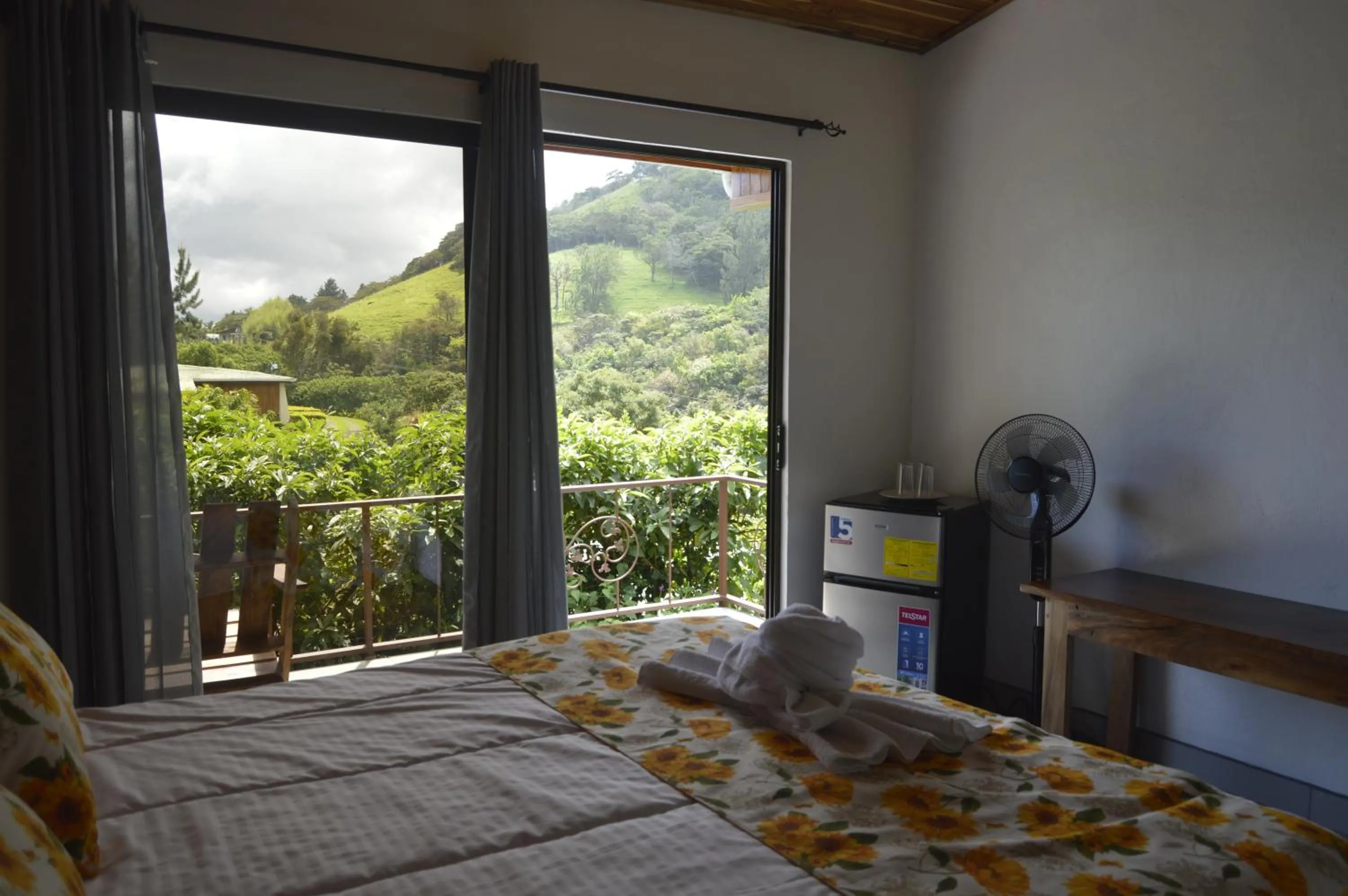 Natural landscape, Bed in Belcruz family lodge