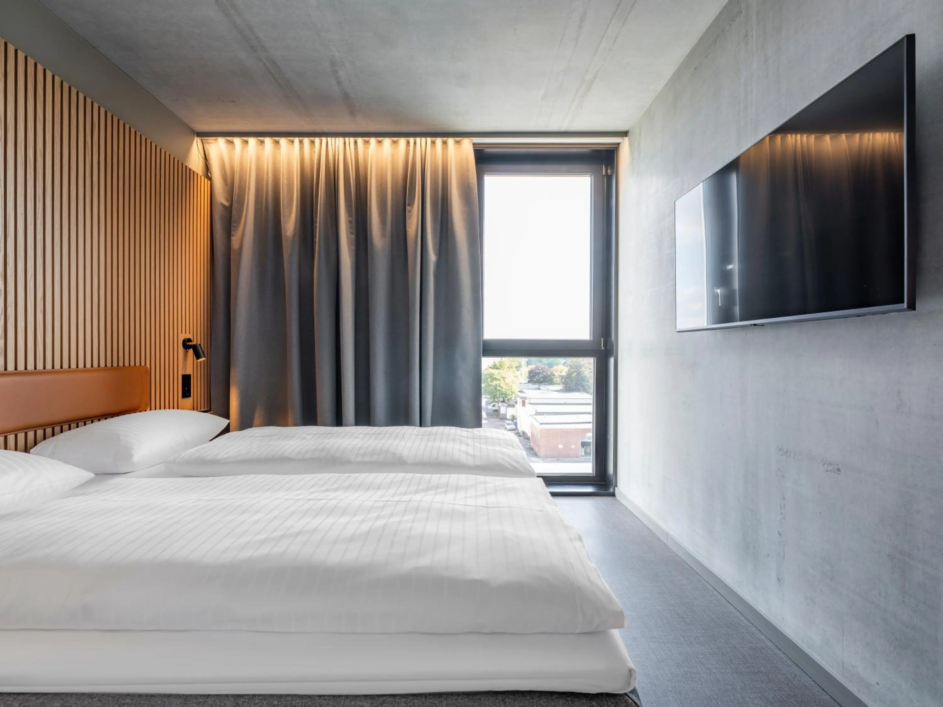 TV and multimedia, Bed in Zleep Hotel Hamburg Volkspark