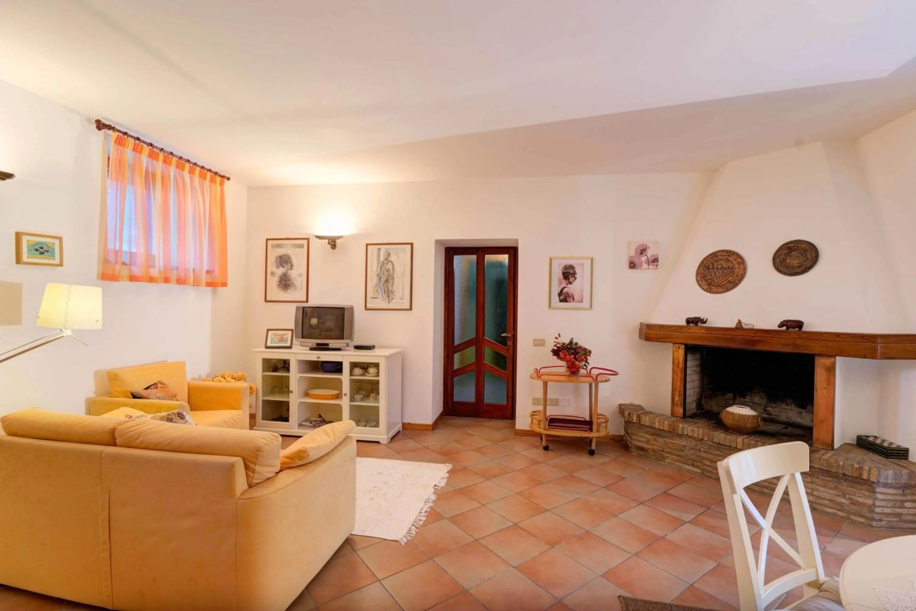 Photo of the whole room in Il Casale Di Montefreddo