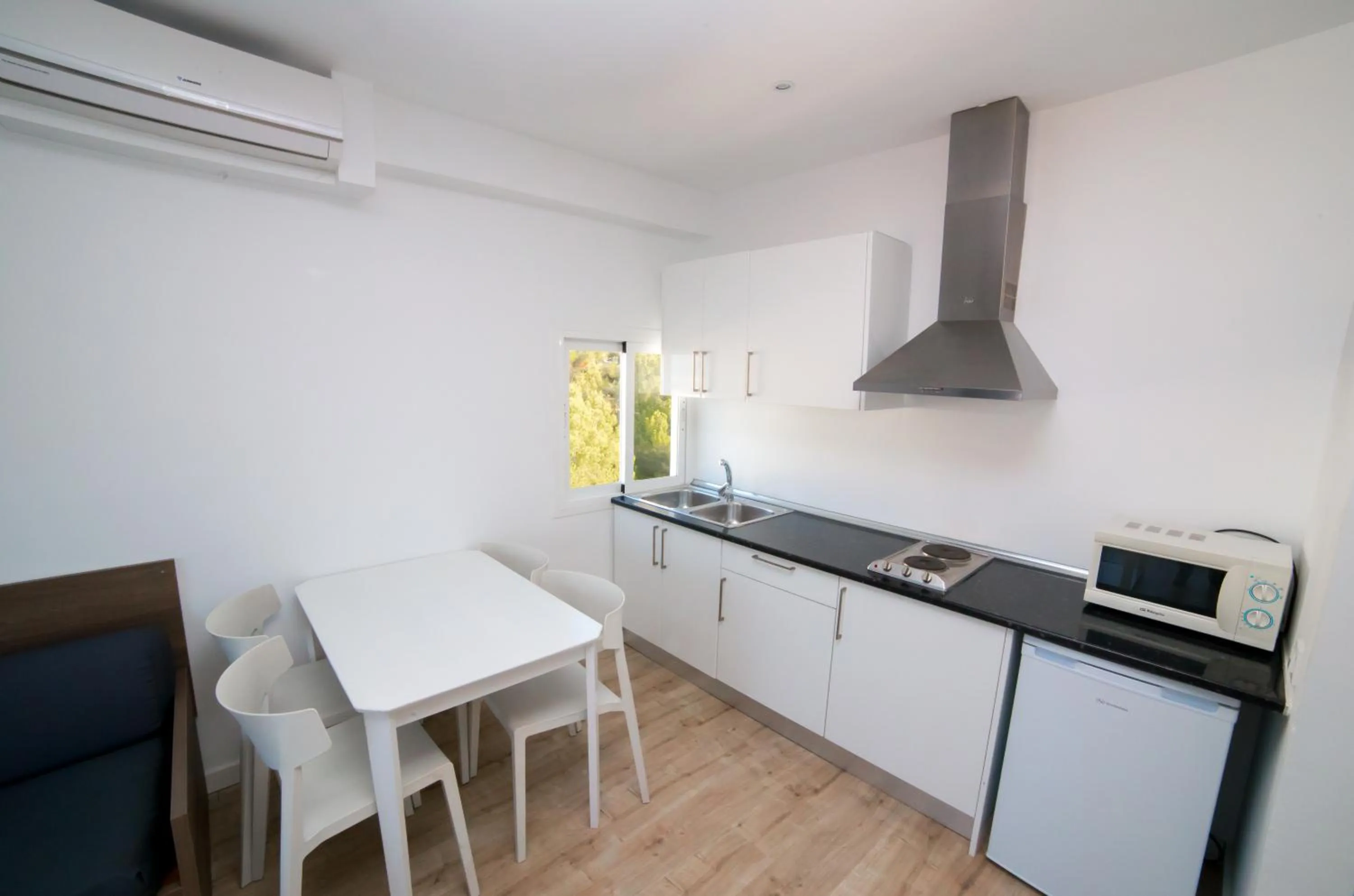 Kitchen or kitchenette in Pierre & Vacances Mallorca Deya - Adults recommended