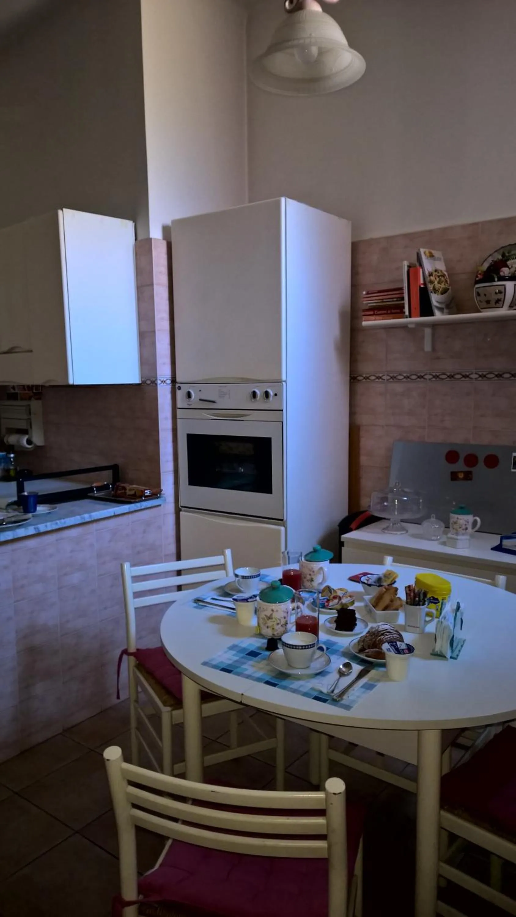 Food in Around The Corner Colosseo B&B