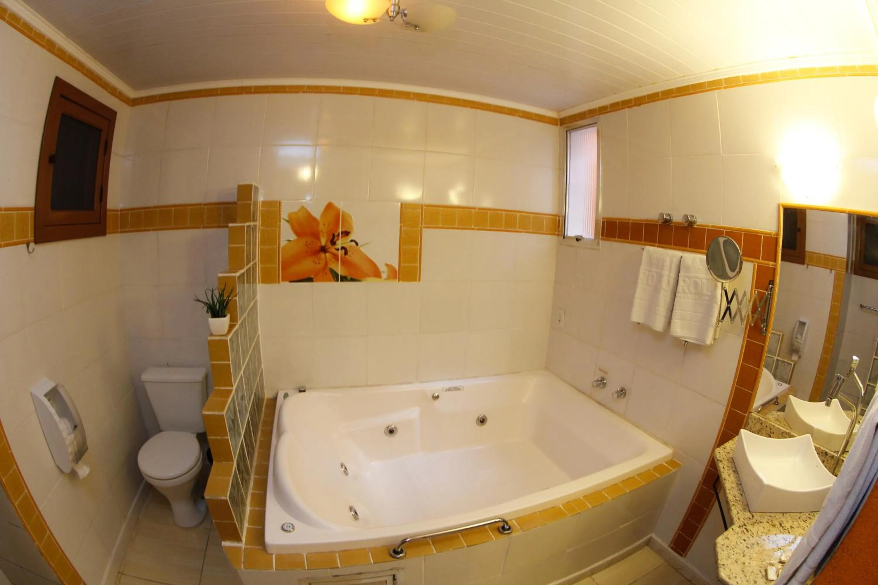 Hot Tub in Pousada Krolow