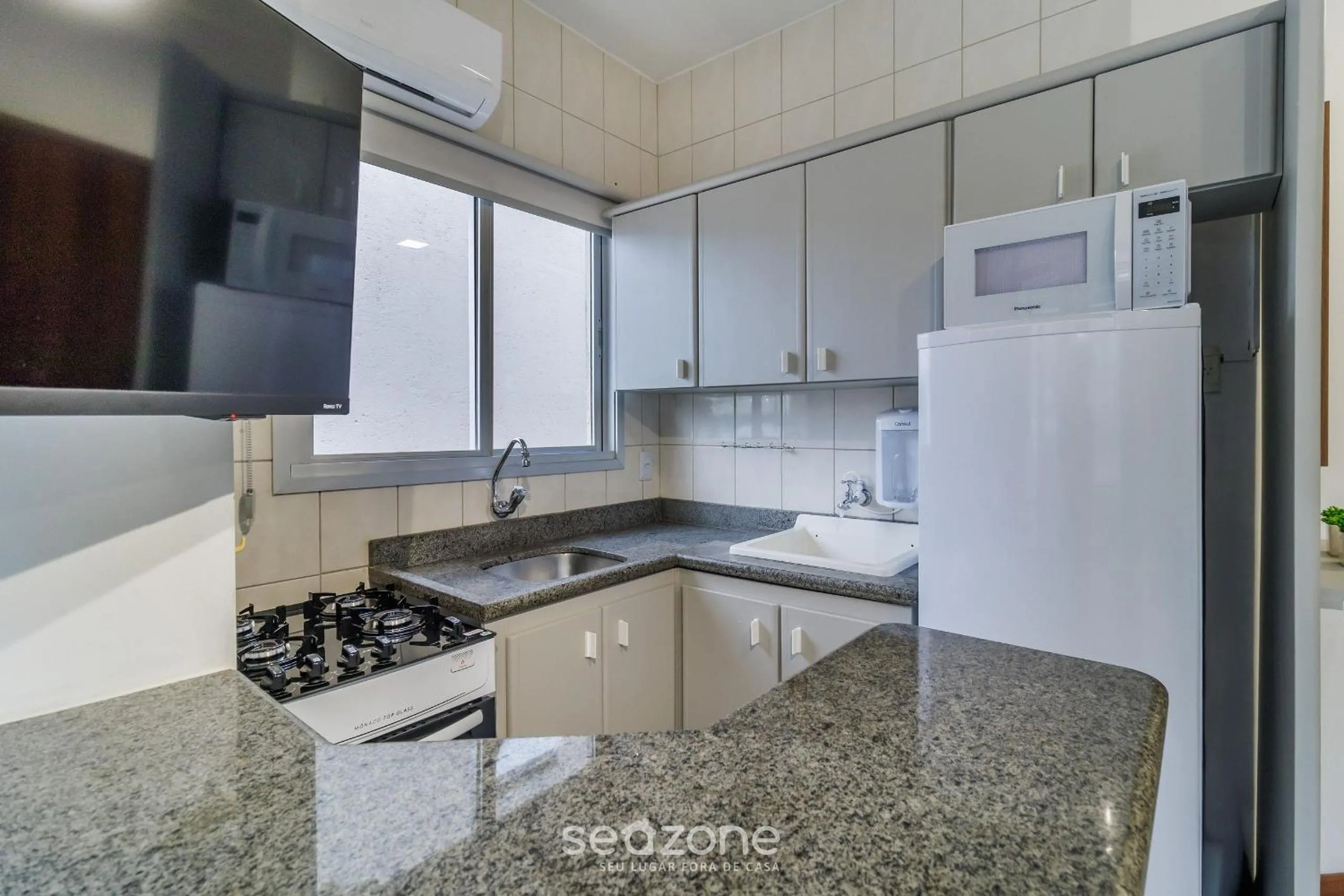 Fully equipped apartments just minutes from Jurerê Beach - CIE