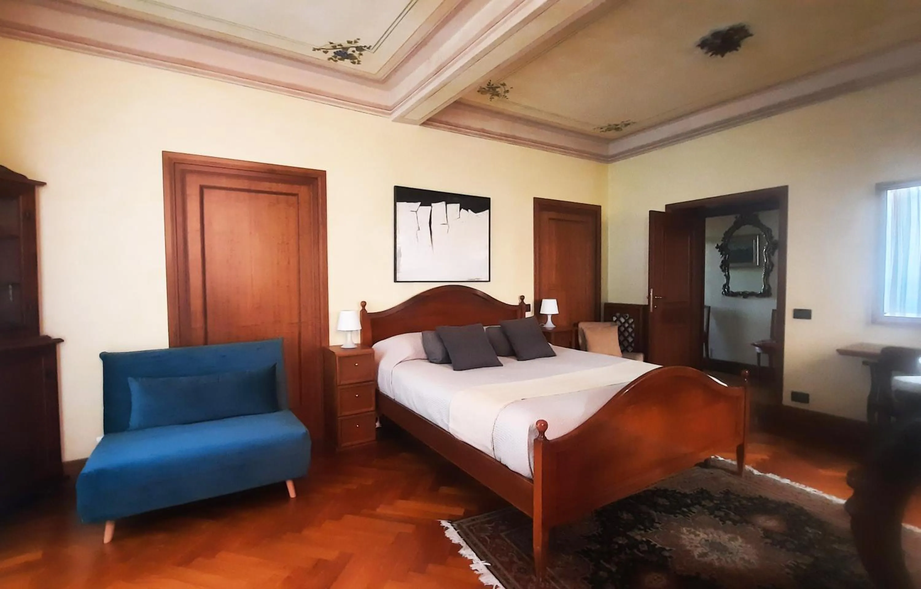 Ecco Marino Casa Vacanze