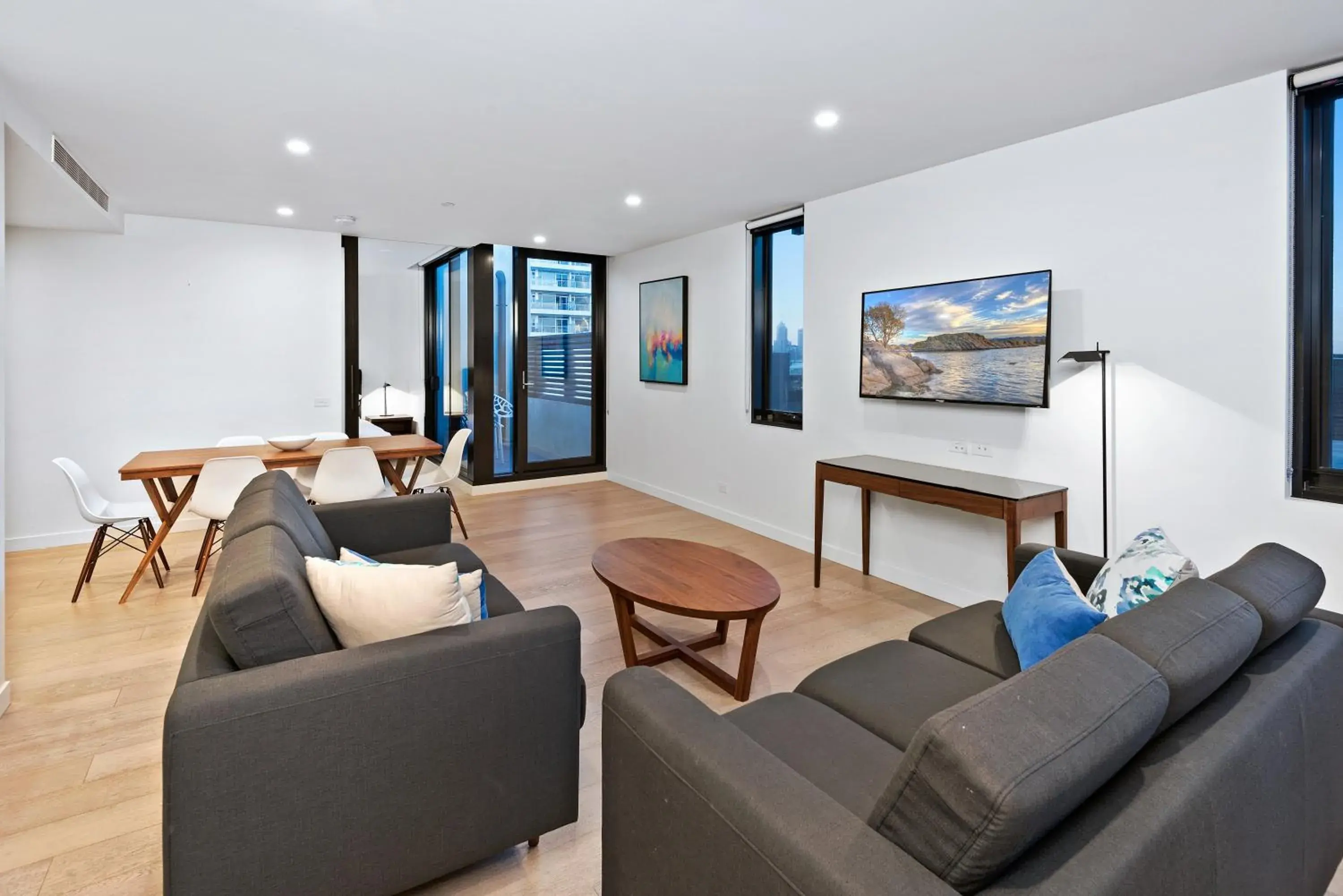 Three-Bedroom Family Apartment in District South Yarra Three-Bedroom Family Apartment in District South Yarra