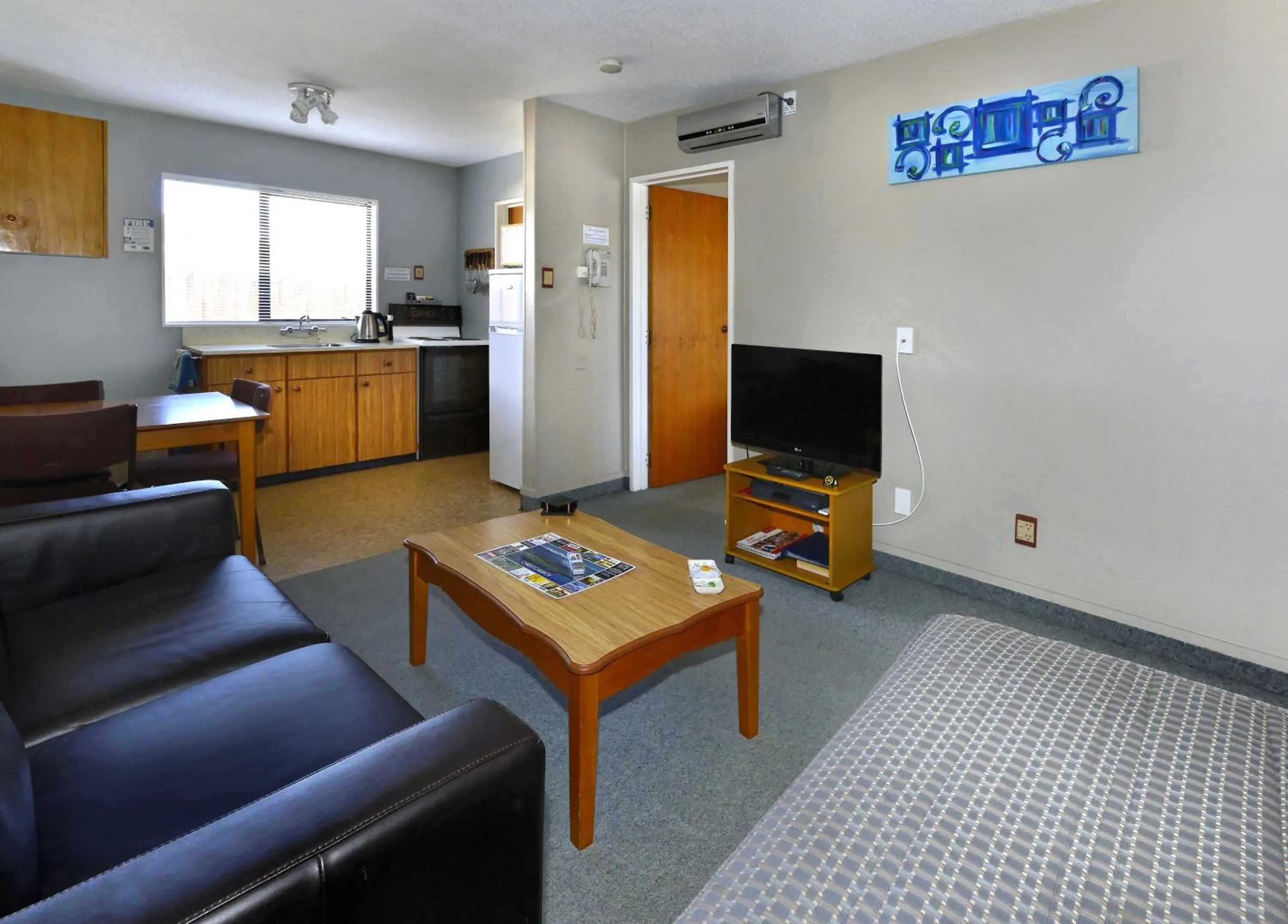 Living room in Classique Lodge Motel