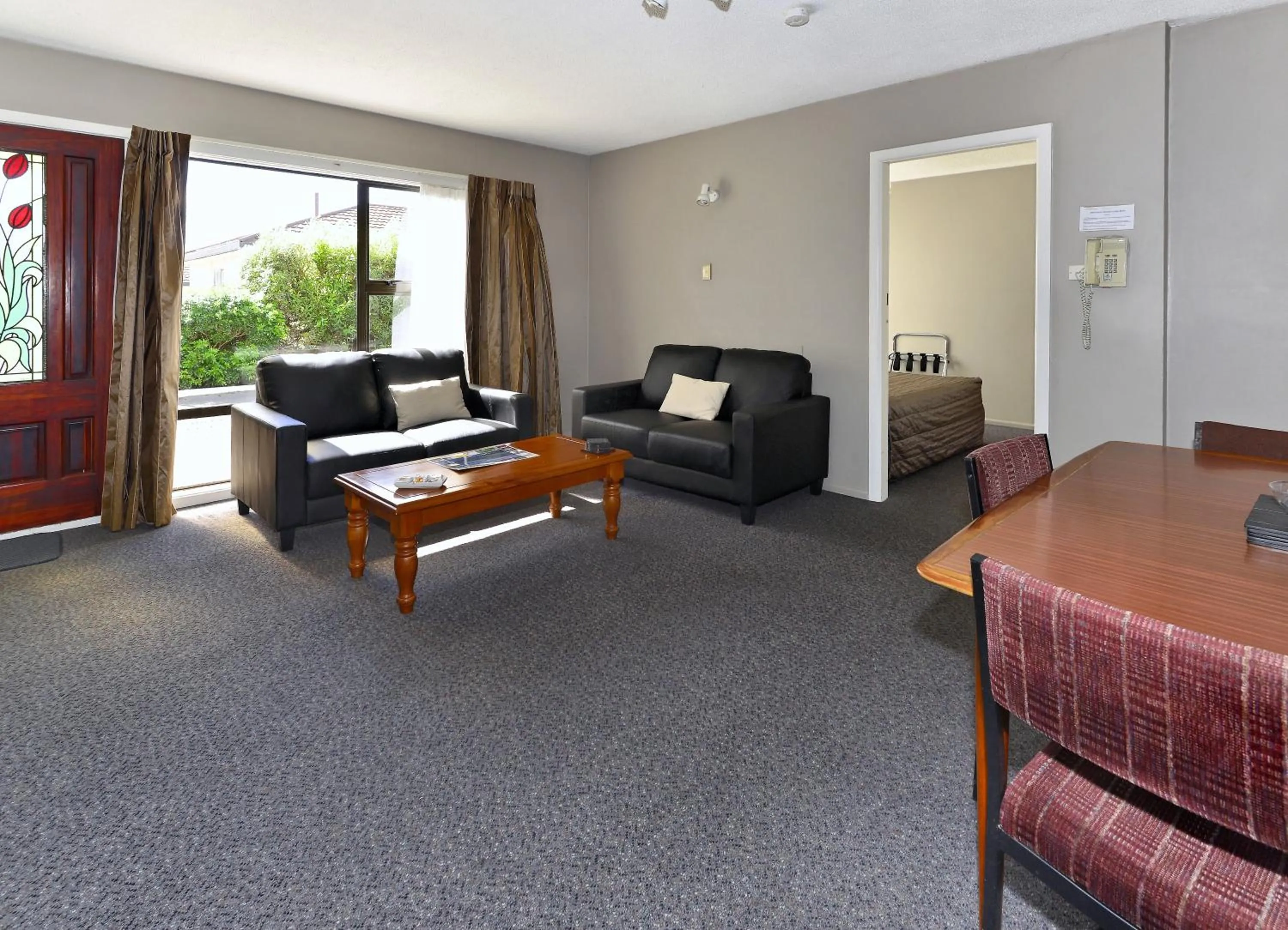 Seating area in Classique Lodge Motel