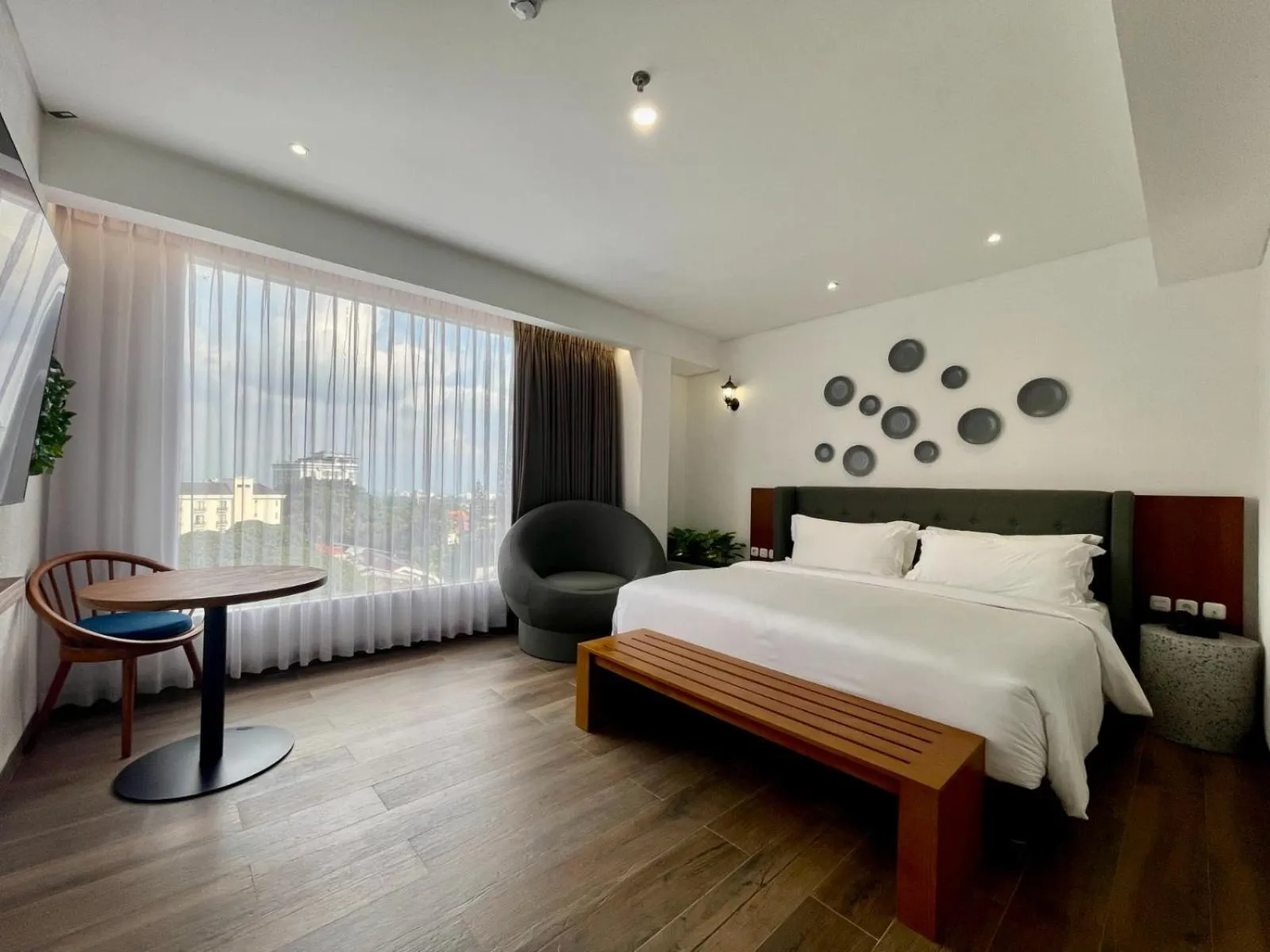 Bed in Hemangini Hotel Bandung