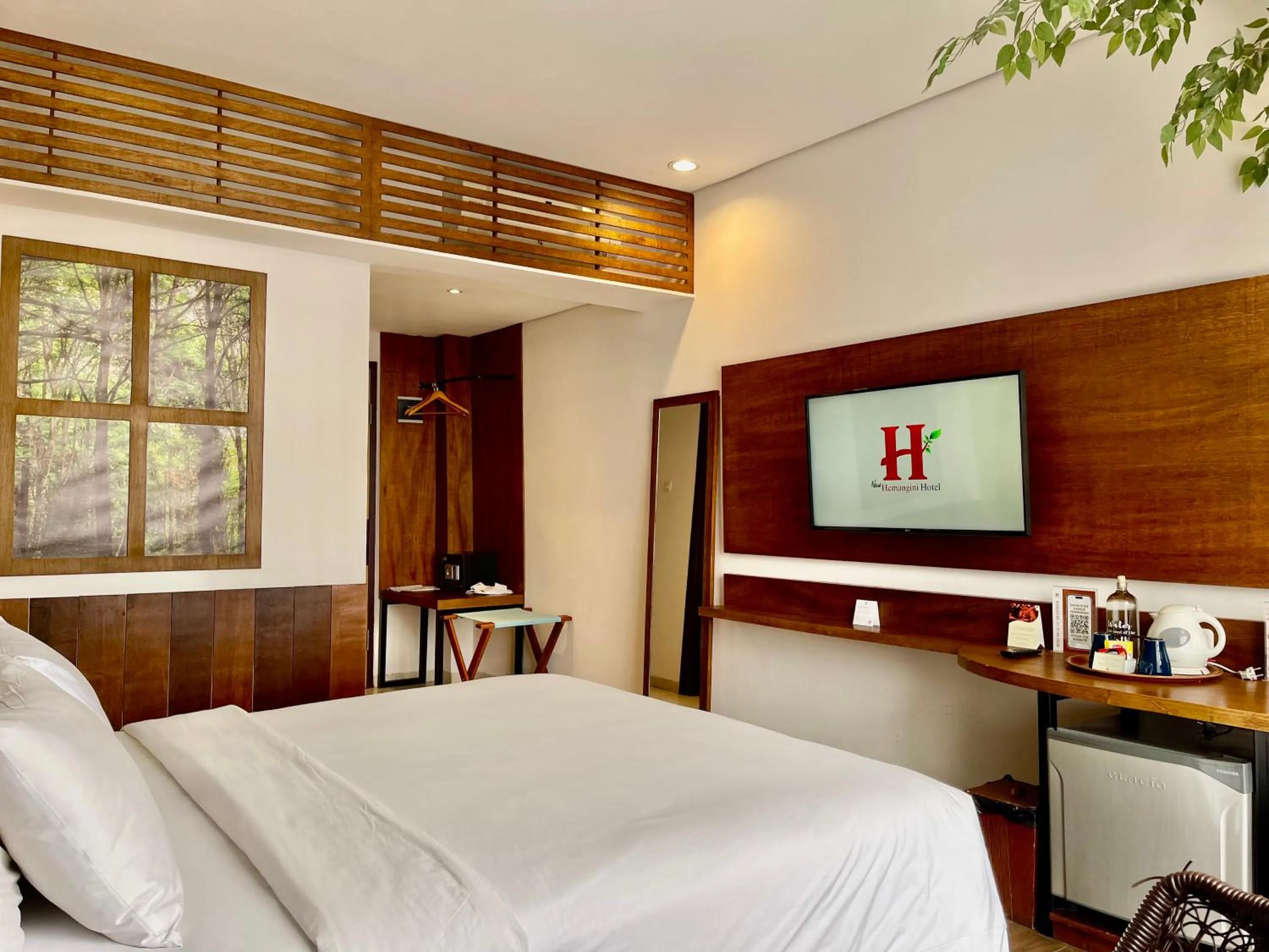 Bedroom, Bed in Hemangini Hotel Bandung