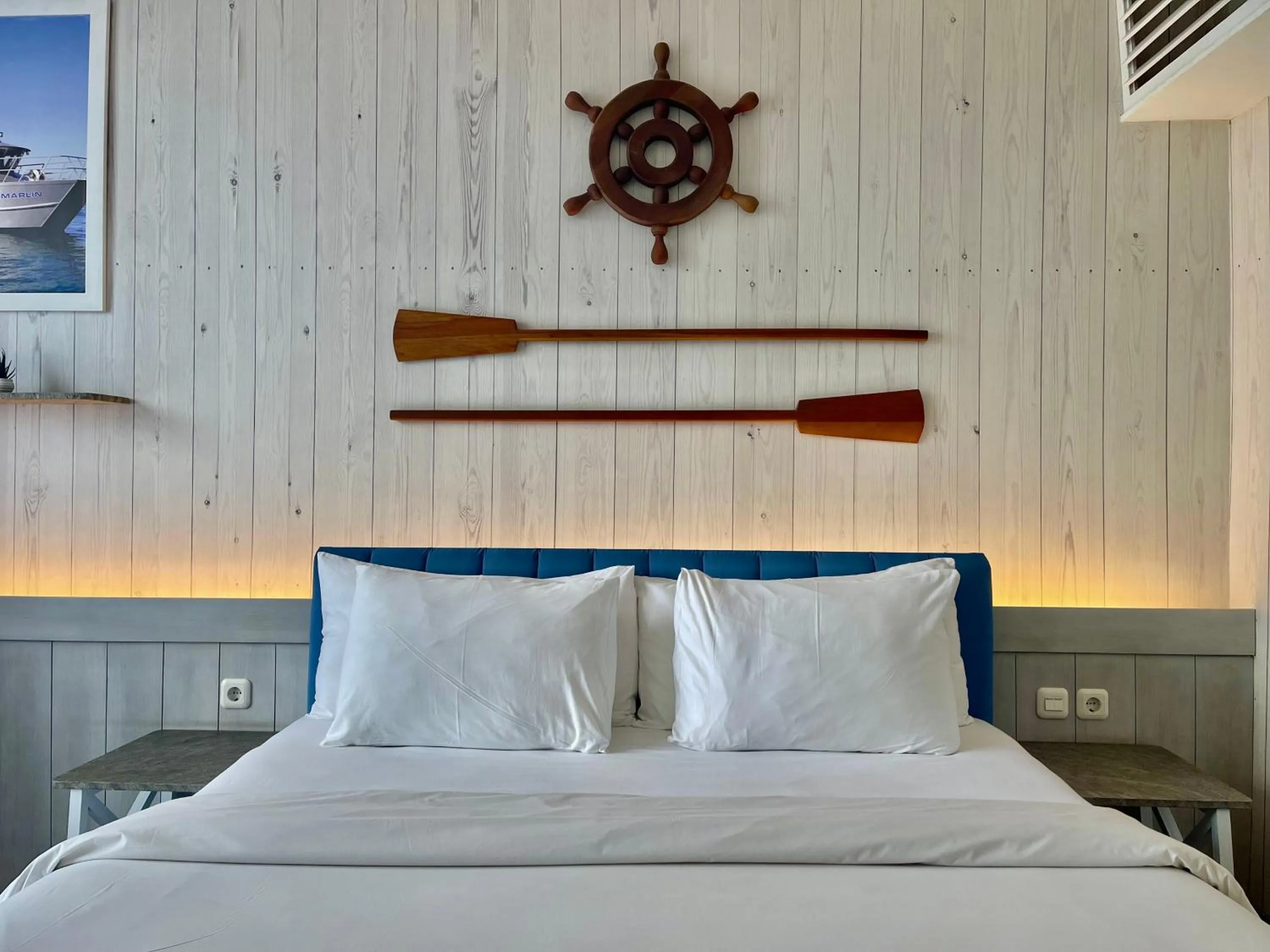 Bed in Hemangini Hotel Bandung