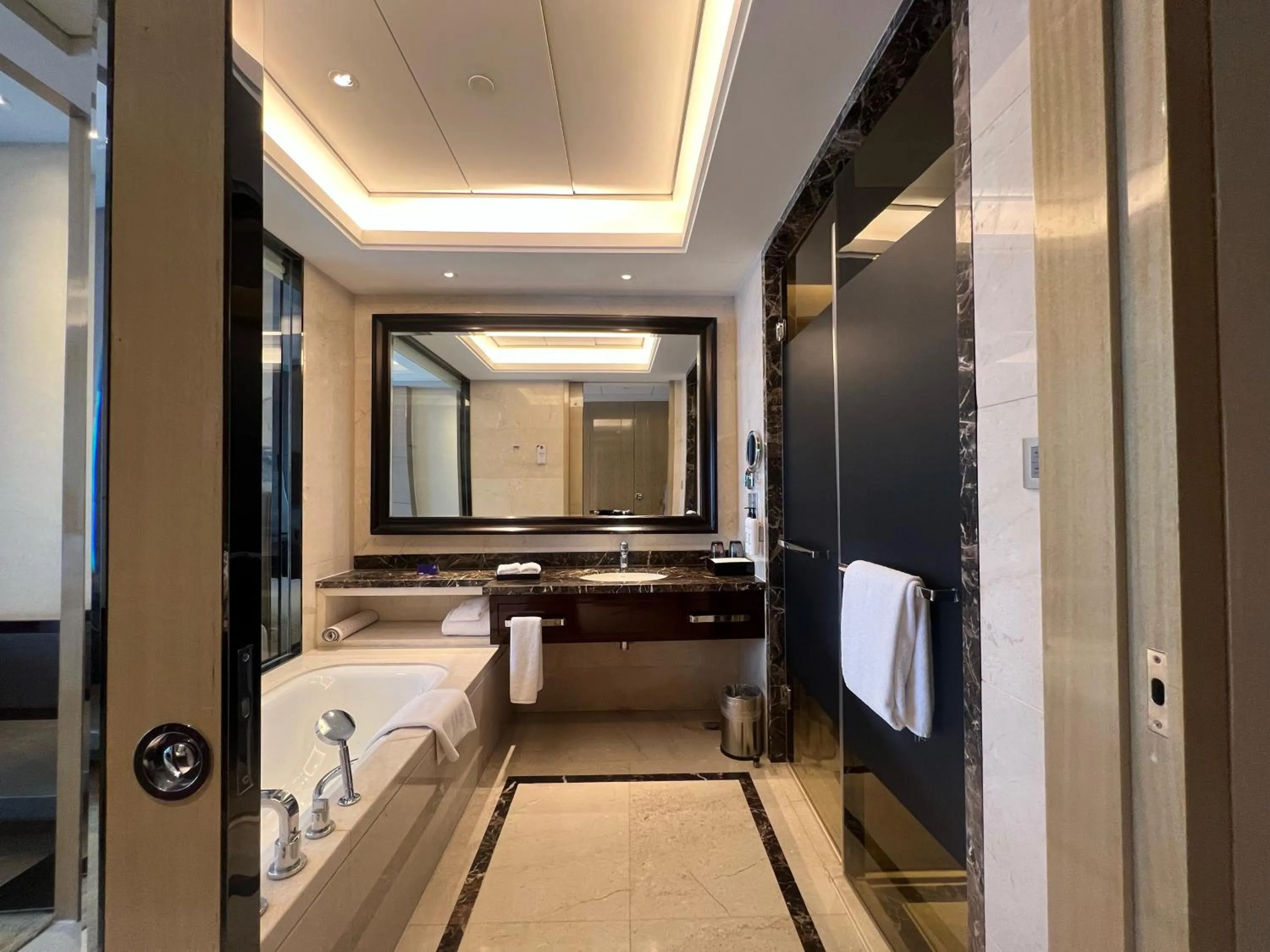 Bed in Wanda Realm Fushun