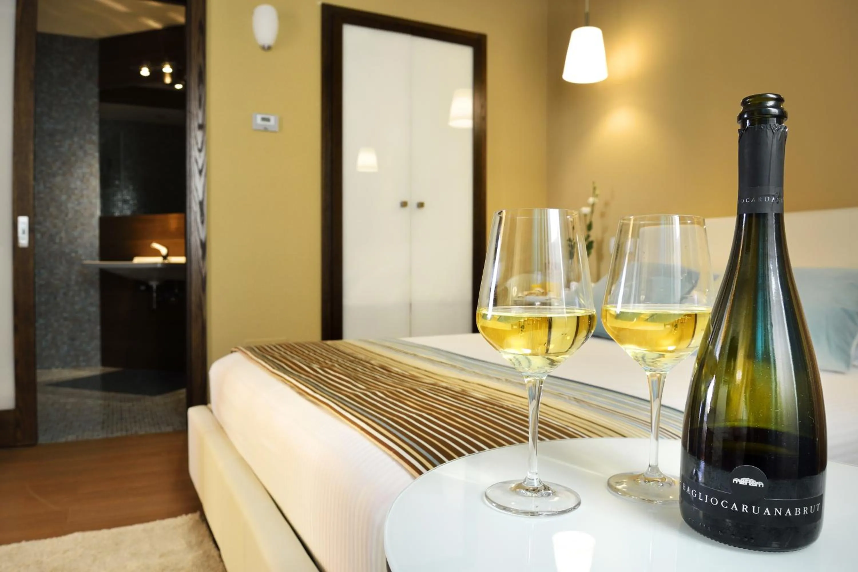 Alcoholic drinks in Baglio Caruana Cantina & Relais