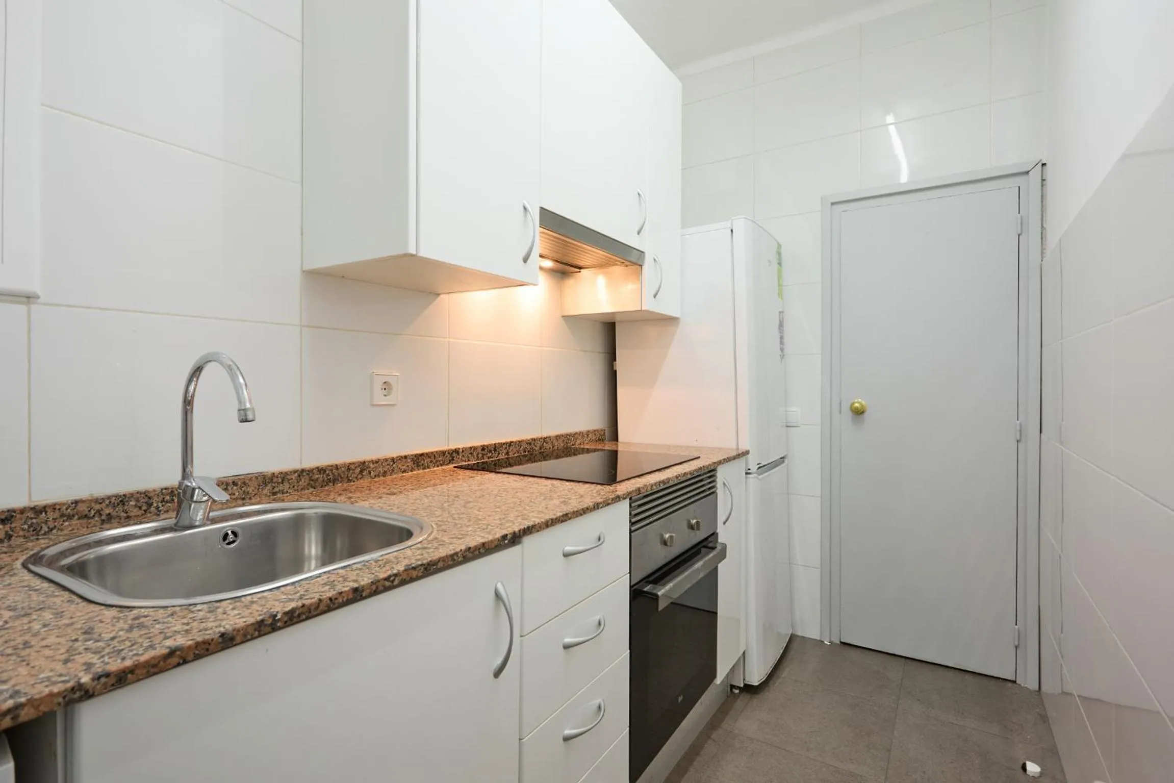 Kitchen or kitchenette in Park Guell