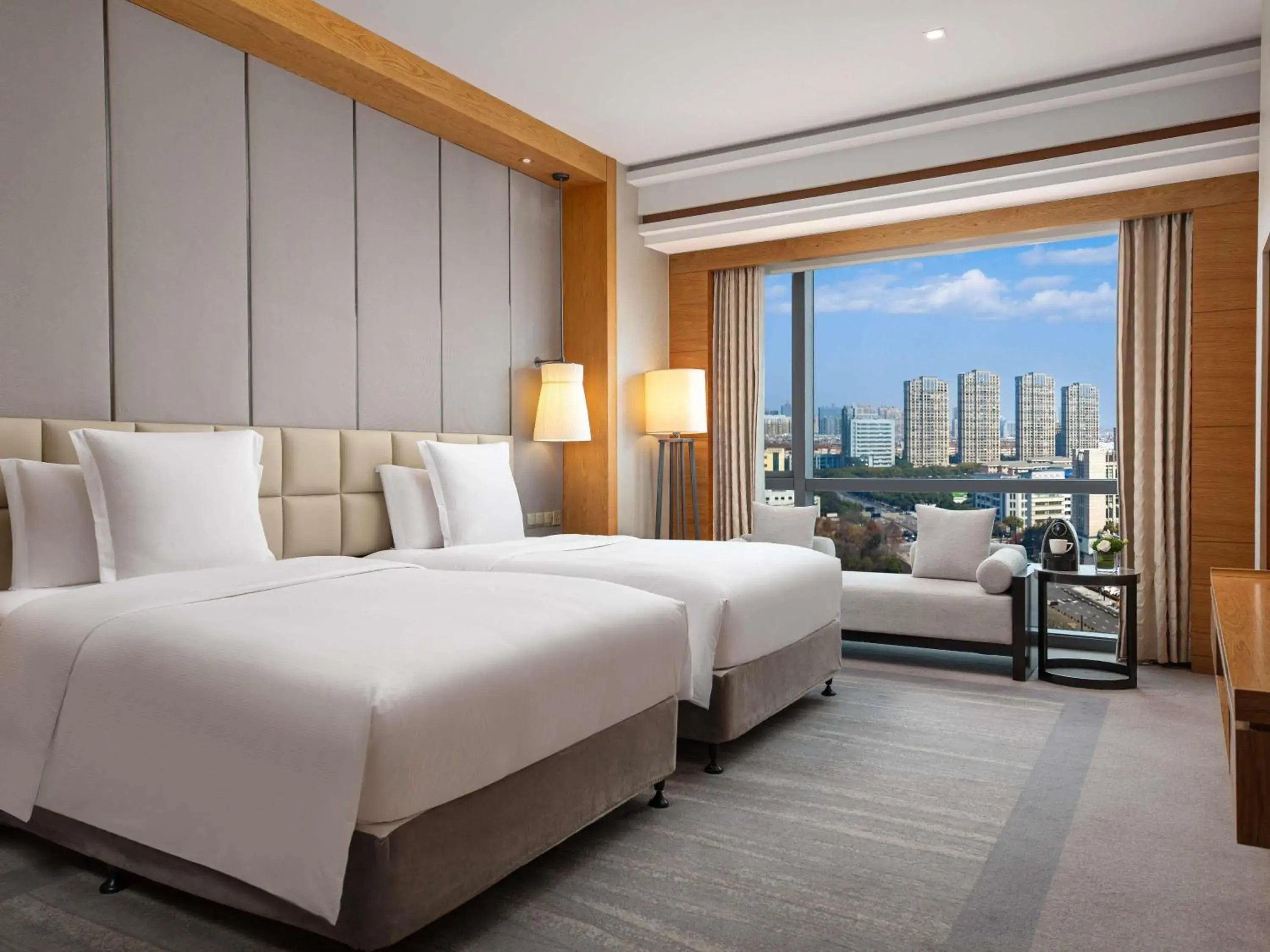 Bedroom, Bed in Pullman Haining Bedroom, Bed in Pullman Haining