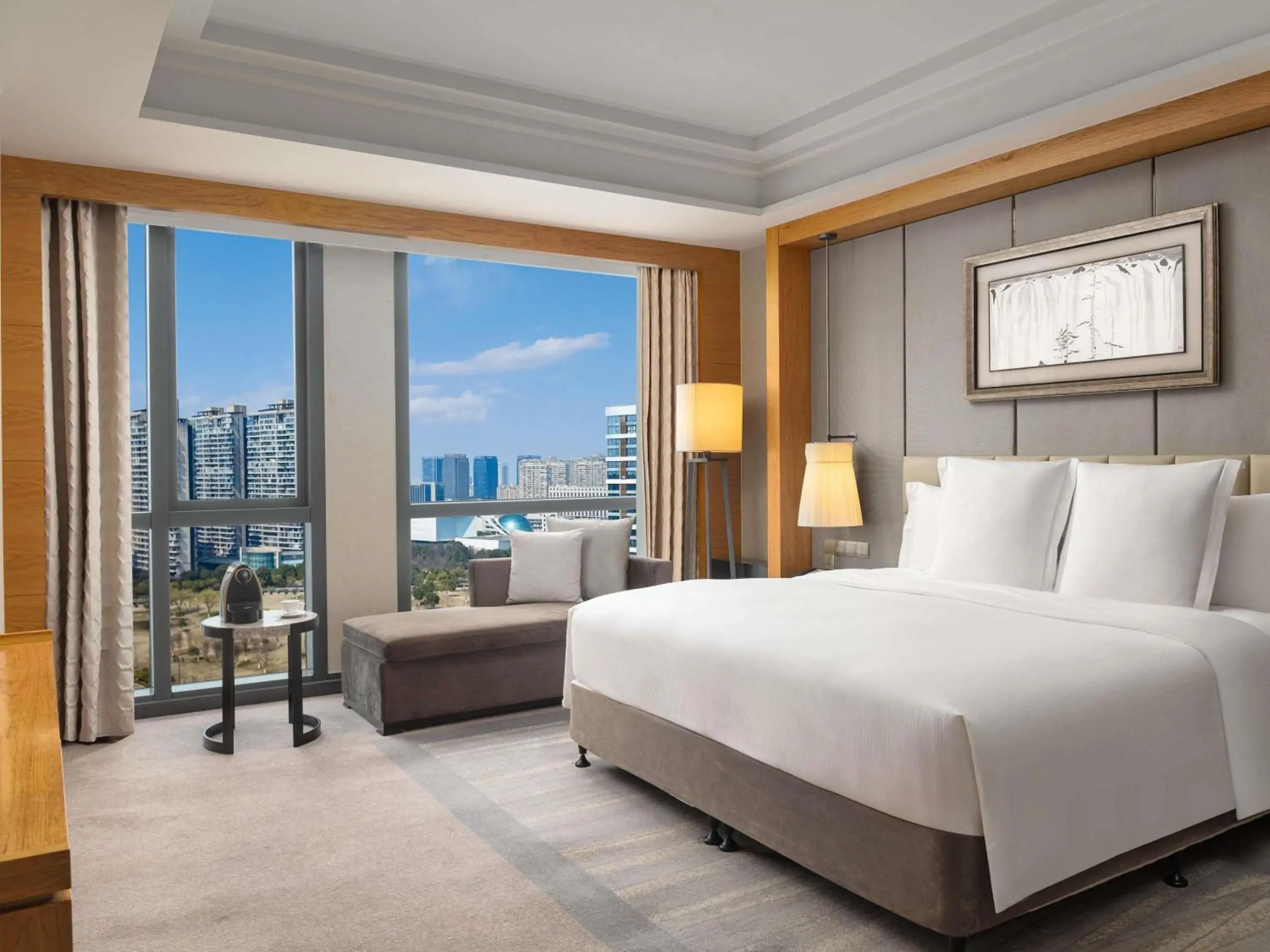 Bedroom, Bed in Pullman Haining Bedroom, Bed in Pullman Haining